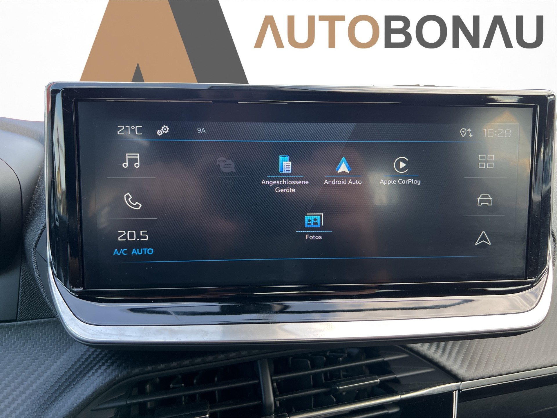 PEUGEOT 2008 1.2 Hybrid 145 Style - 23