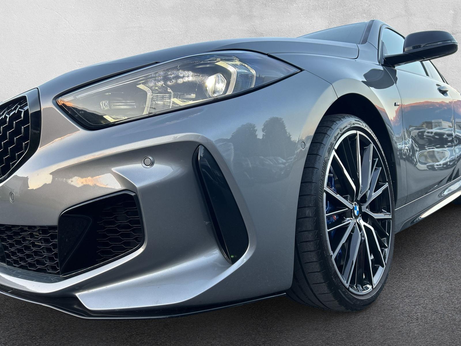 BMW M135i xDrive (CH) - 9