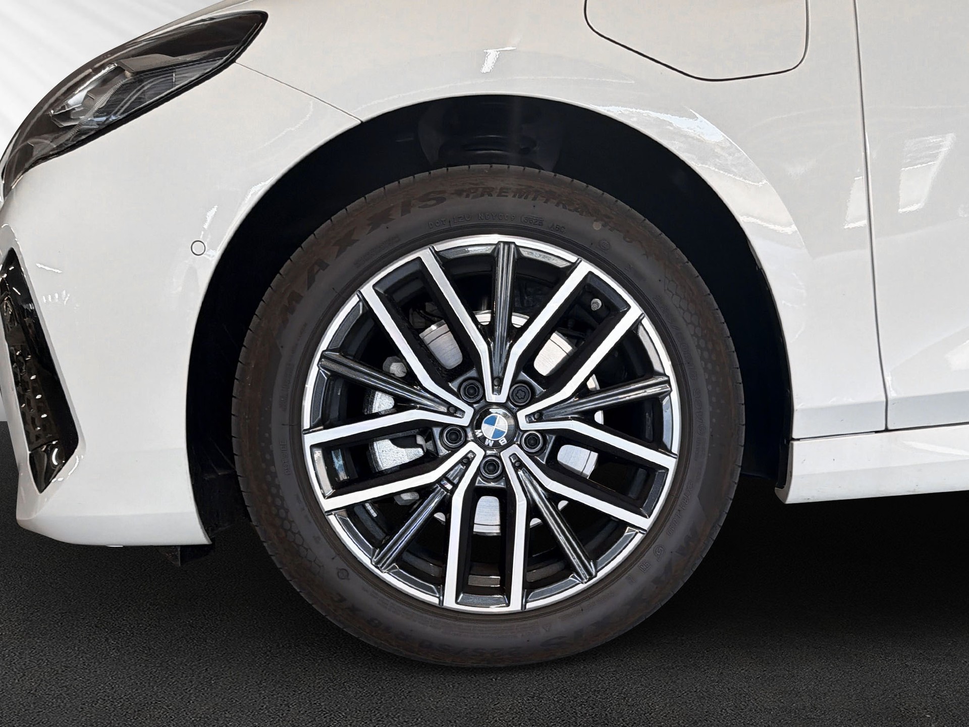 BMW 225e xDrive Active Tourer M Sport - 9