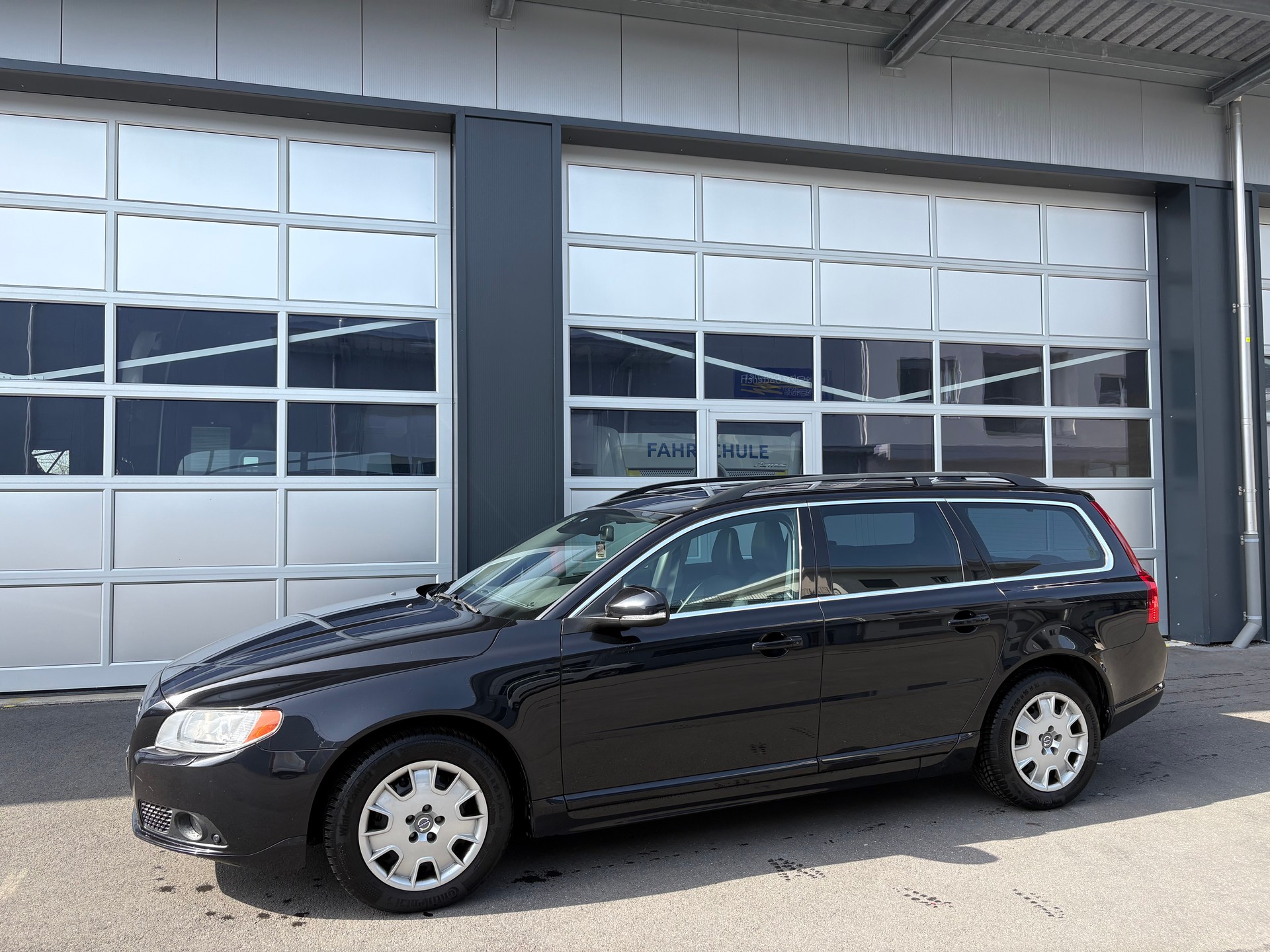VOLVO V70 T6 AWD Momentum Geartronic