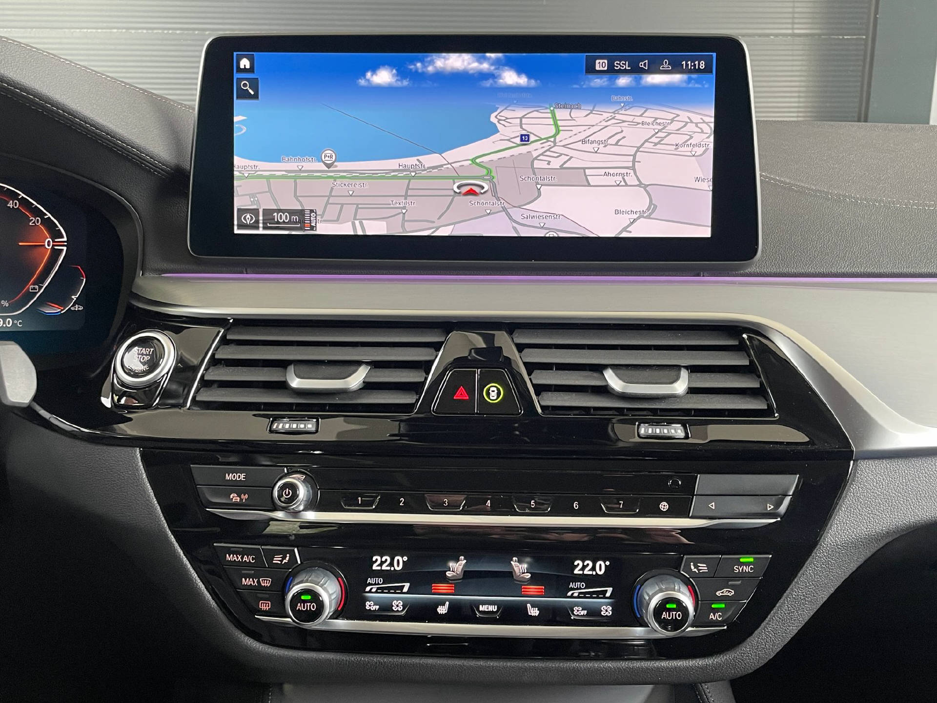 BMW 530d xDrive Touring-10