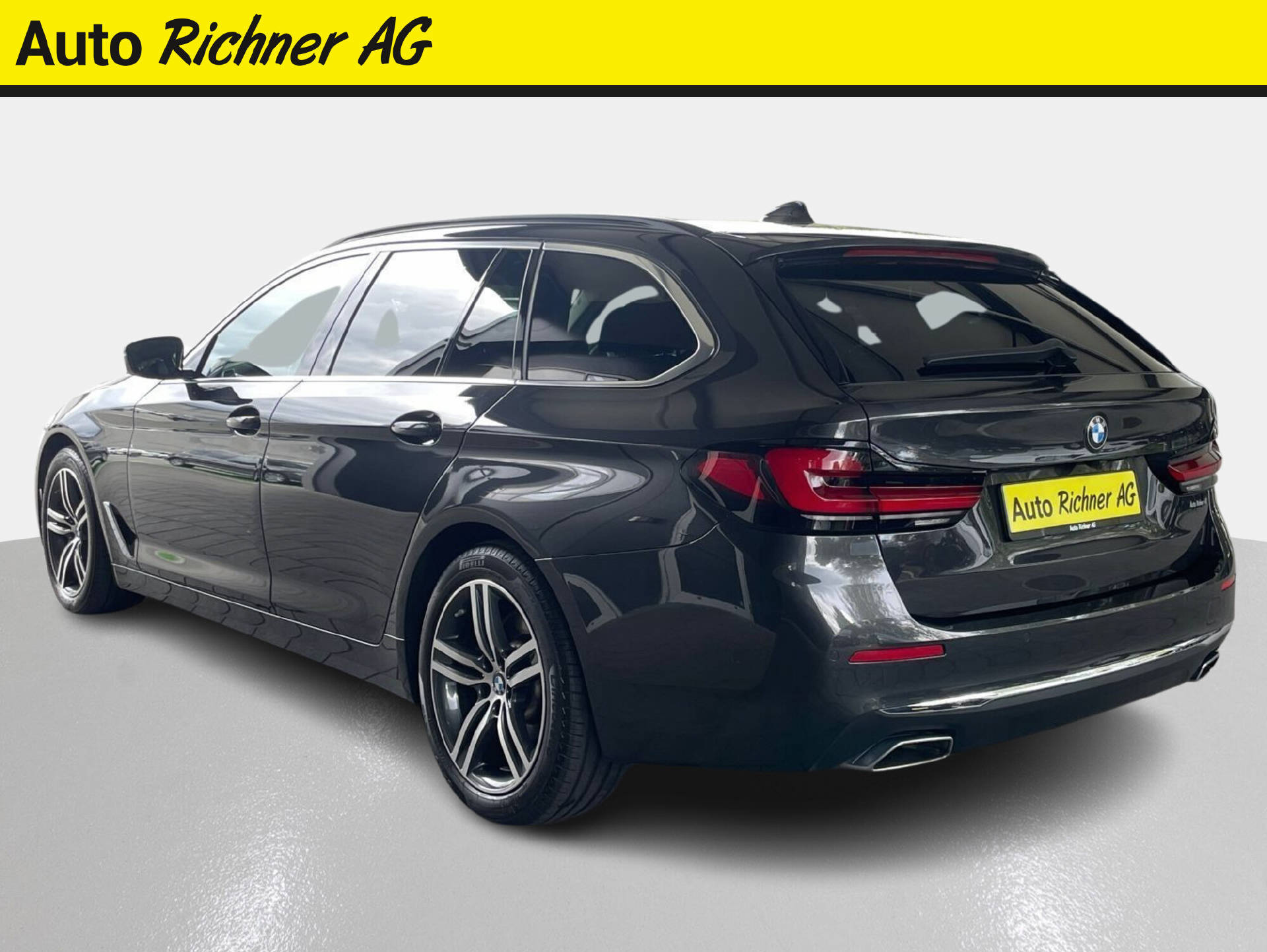BMW 530d xDrive Touring-4