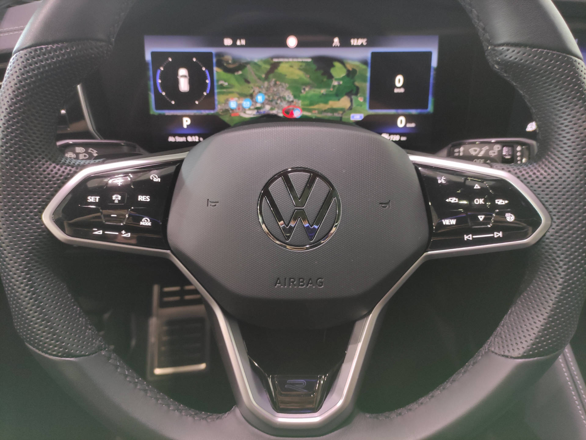VW Touareg 3.0 V6 TDI R-Line 4M - 6
