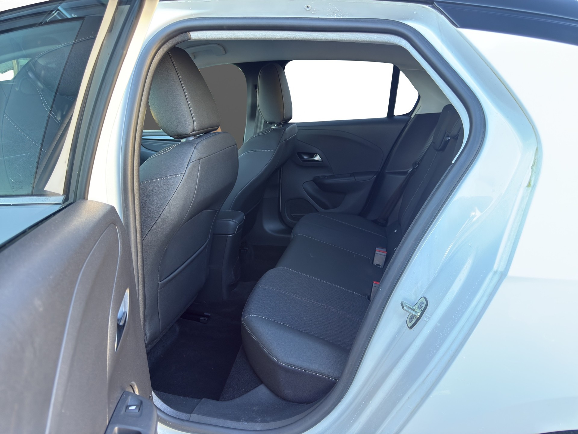 OPEL Corsa e-Elegance 50Kwh - 13