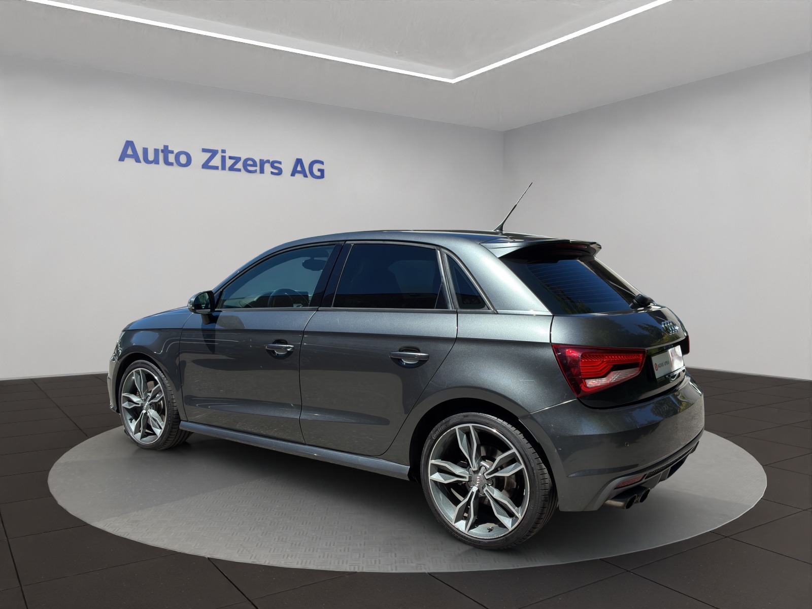 AUDI S1 Sportback 2.0 TFSI quattro - 4