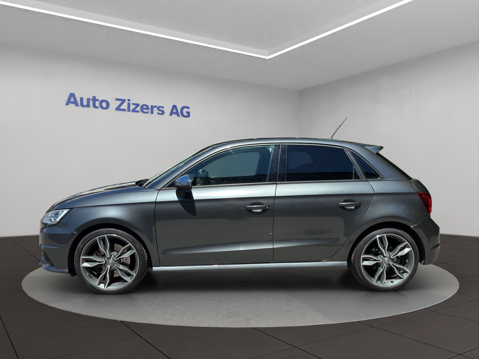 AUDI S1 Sportback 2.0 TFSI quattro - 3