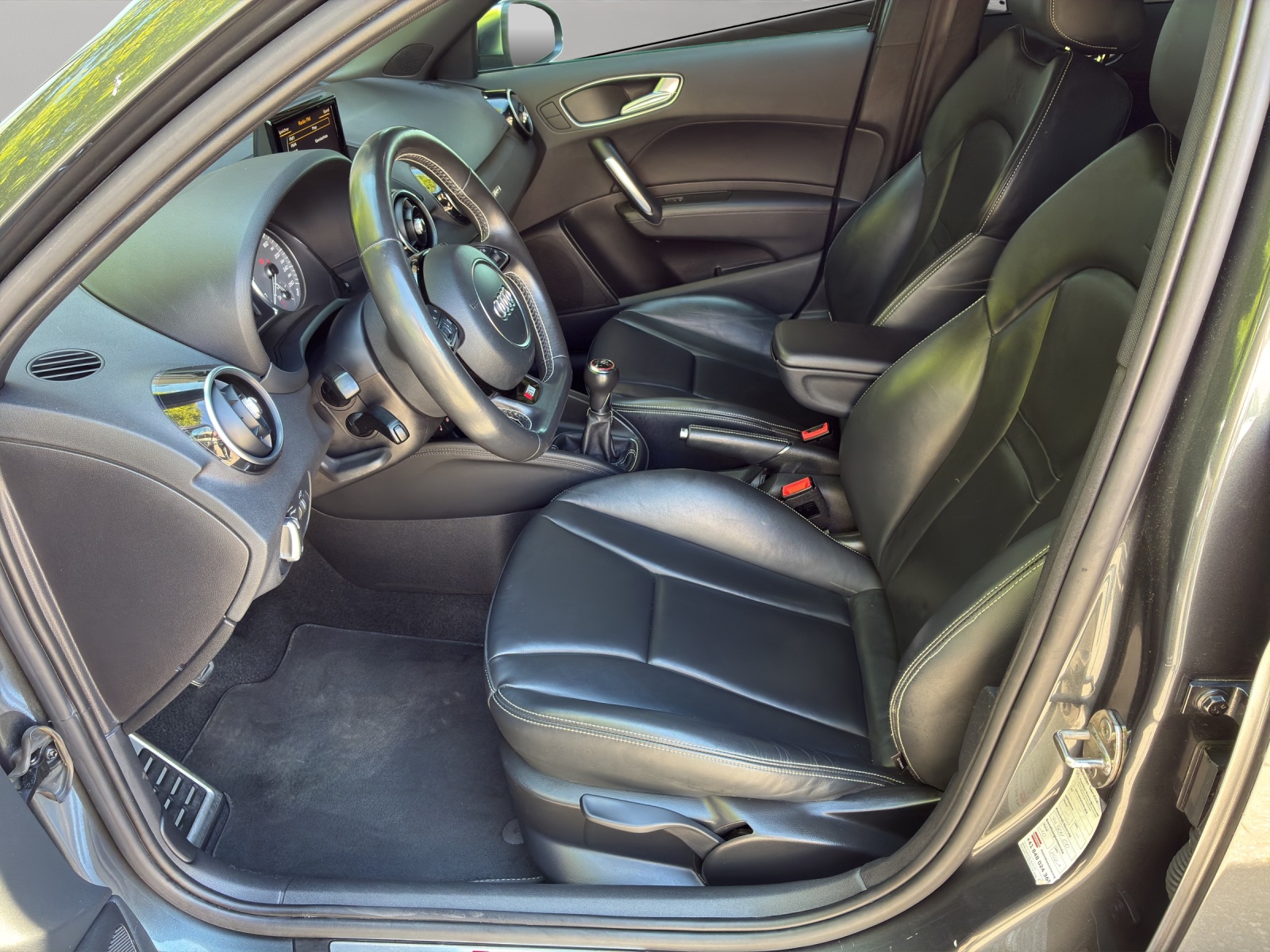 AUDI S1 Sportback 2.0 TFSI quattro - 10