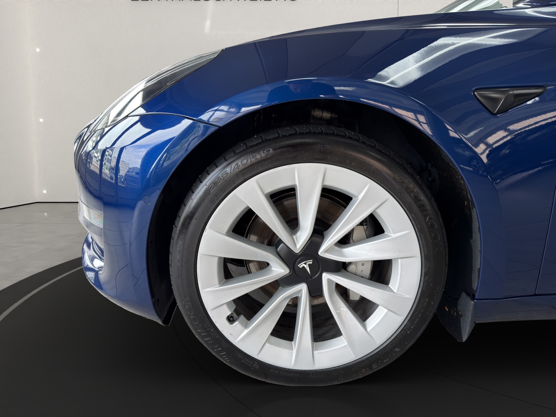 TESLA Model 3 Long Range Dual Motor AWD - 13