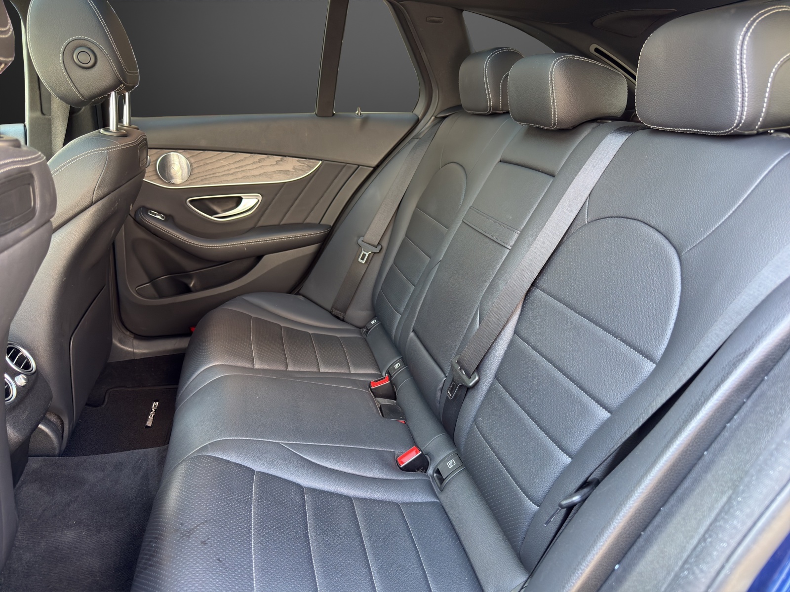 MERCEDES-BENZ C 200 Swiss Star AMG Line 4M 9G-Tronic - 15