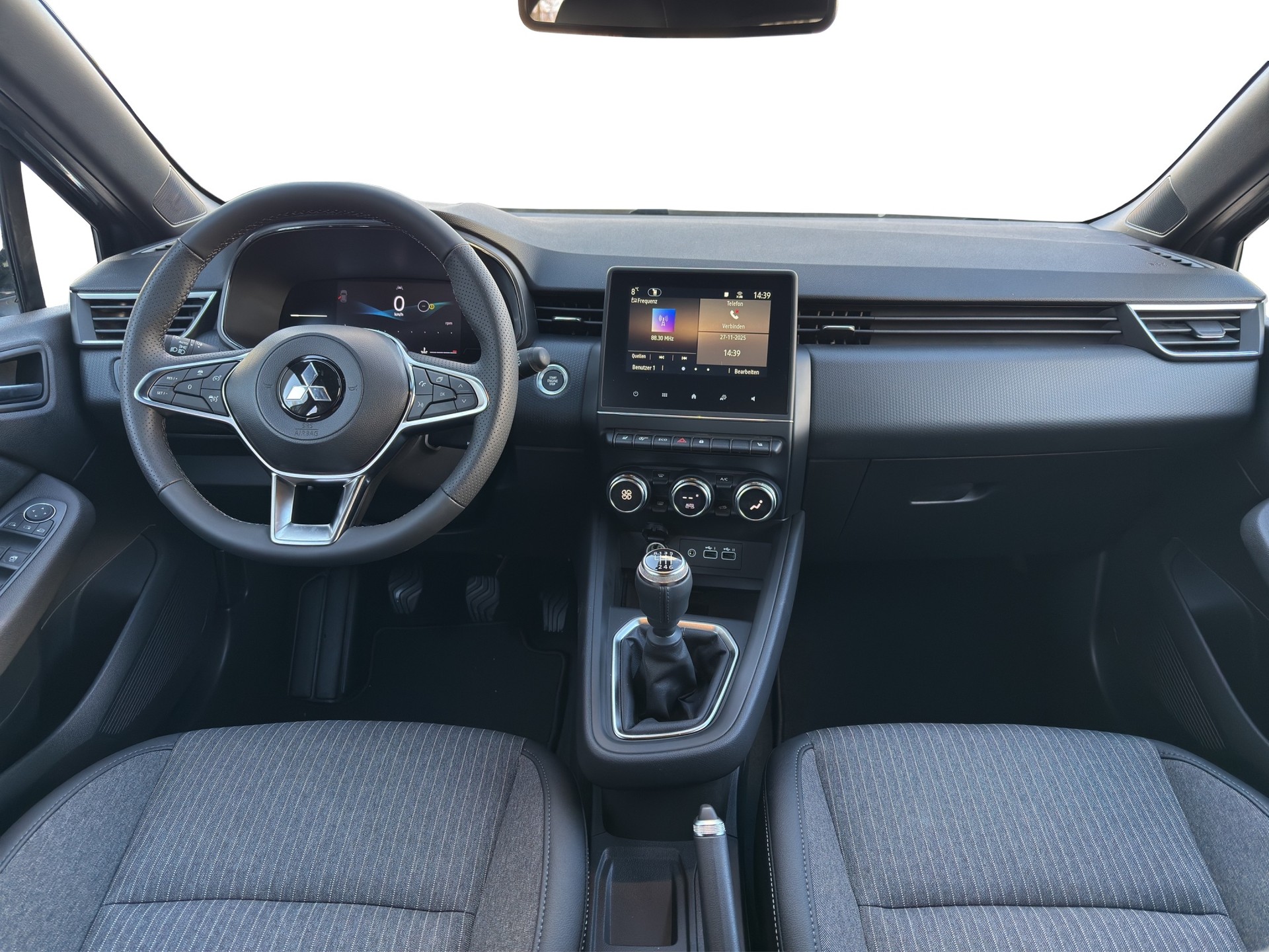 MITSUBISHI COLT 1.0 Intense - 12