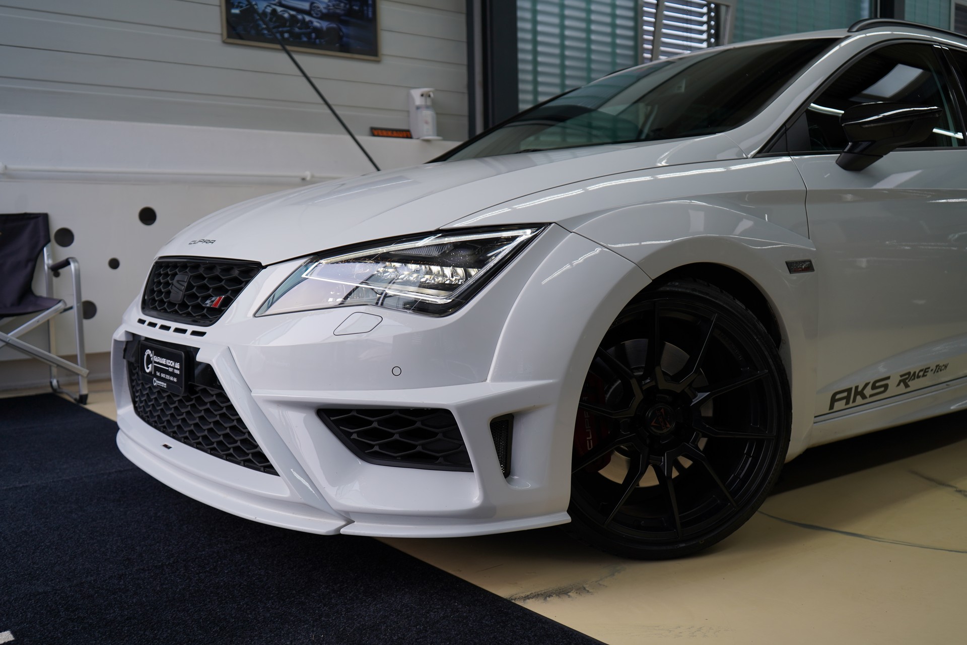 SEAT Leon ST 2.0 TSI Cupra 280 DSG / JE Design- Wide Body* Grail Auspuff* - 4