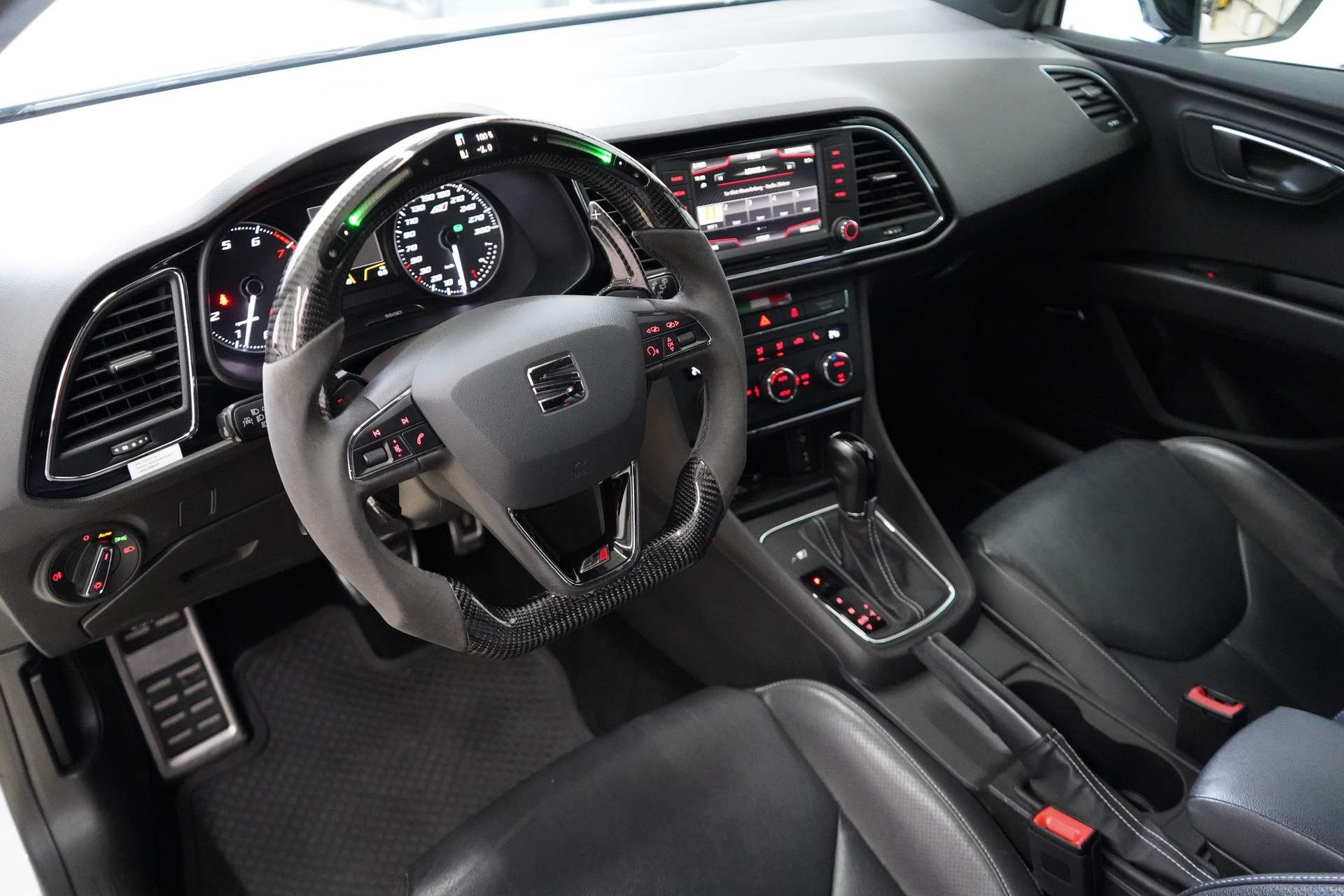 SEAT Leon ST 2.0 TSI Cupra 280 DSG / JE Design- Wide Body* Grail Auspuff* - 20