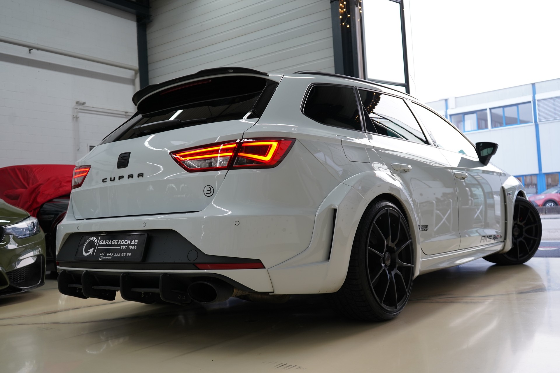 SEAT Leon ST 2.0 TSI Cupra 280 DSG / JE Design- Wide Body* Grail Auspuff* - 12