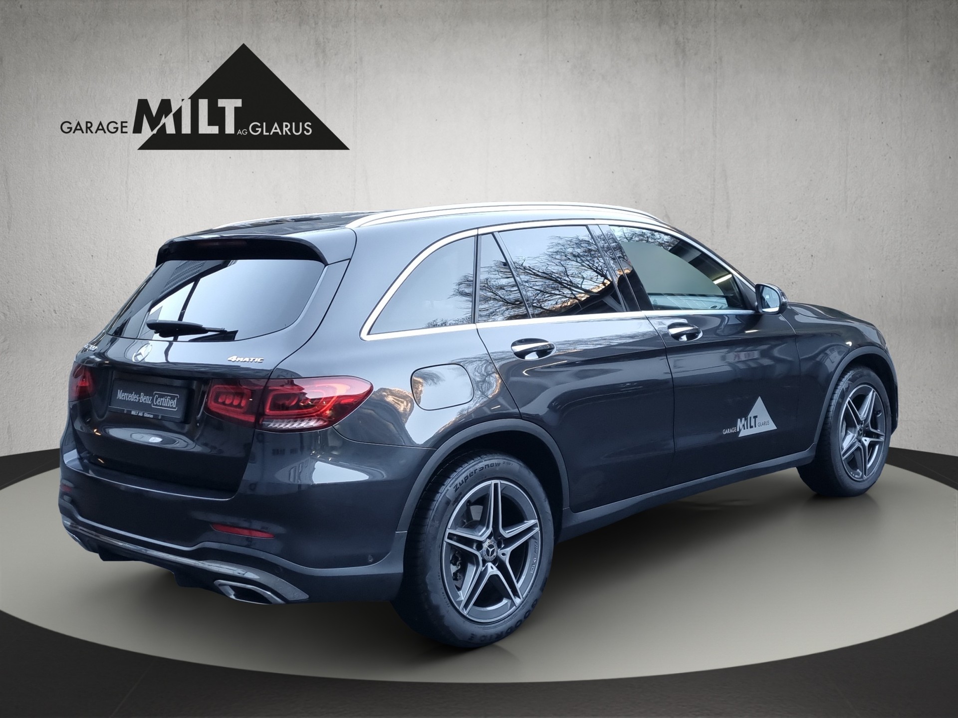 MERCEDES-BENZ GLC 300 AMG Line 4m - 7