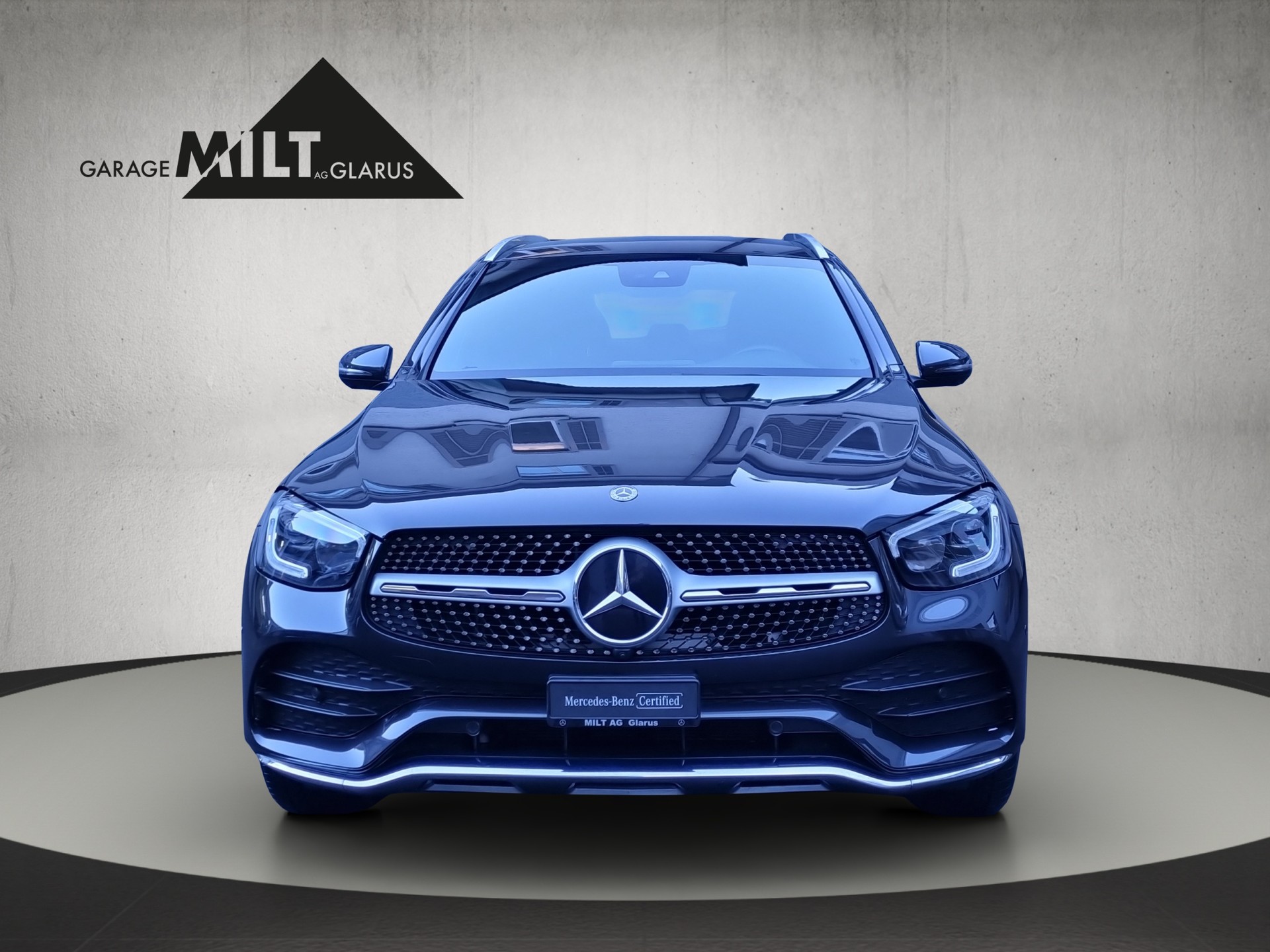 MERCEDES-BENZ GLC 300 AMG Line 4m - 3