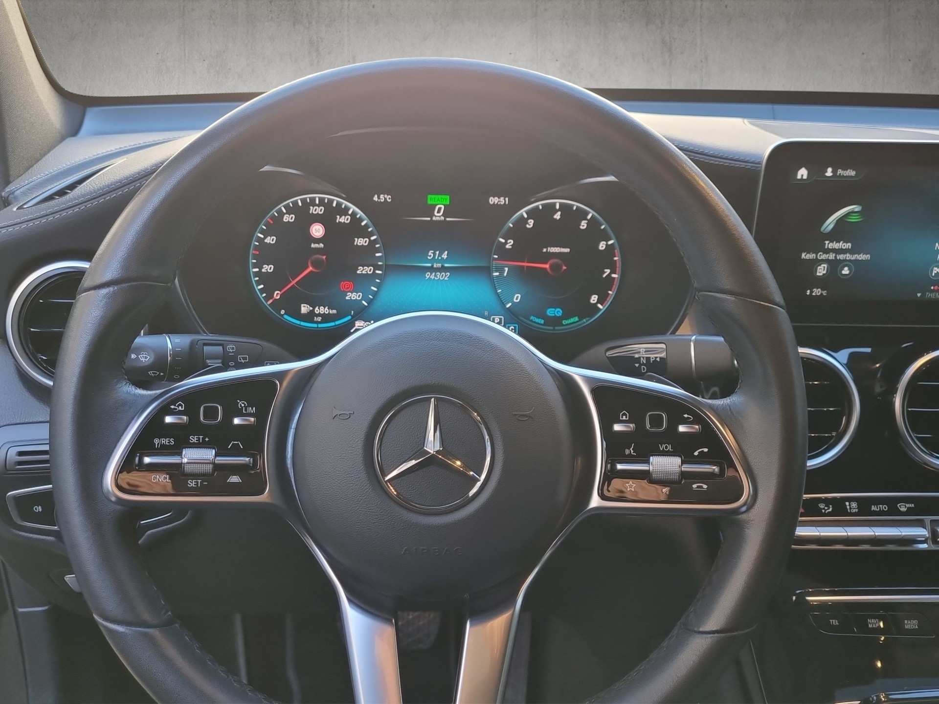 MERCEDES-BENZ GLC 300 AMG Line 4m - 12