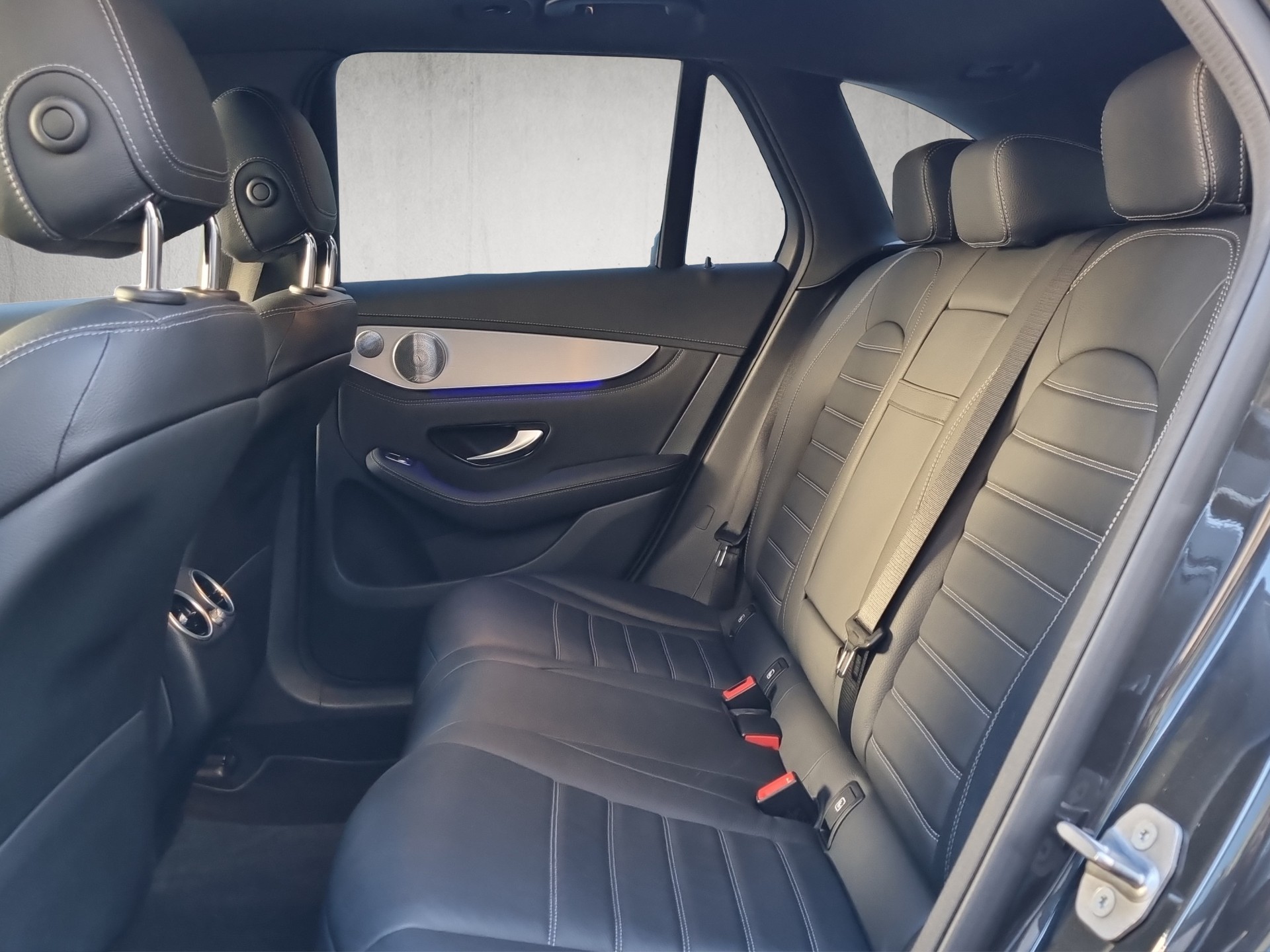 MERCEDES-BENZ GLC 300 AMG Line 4m - 11