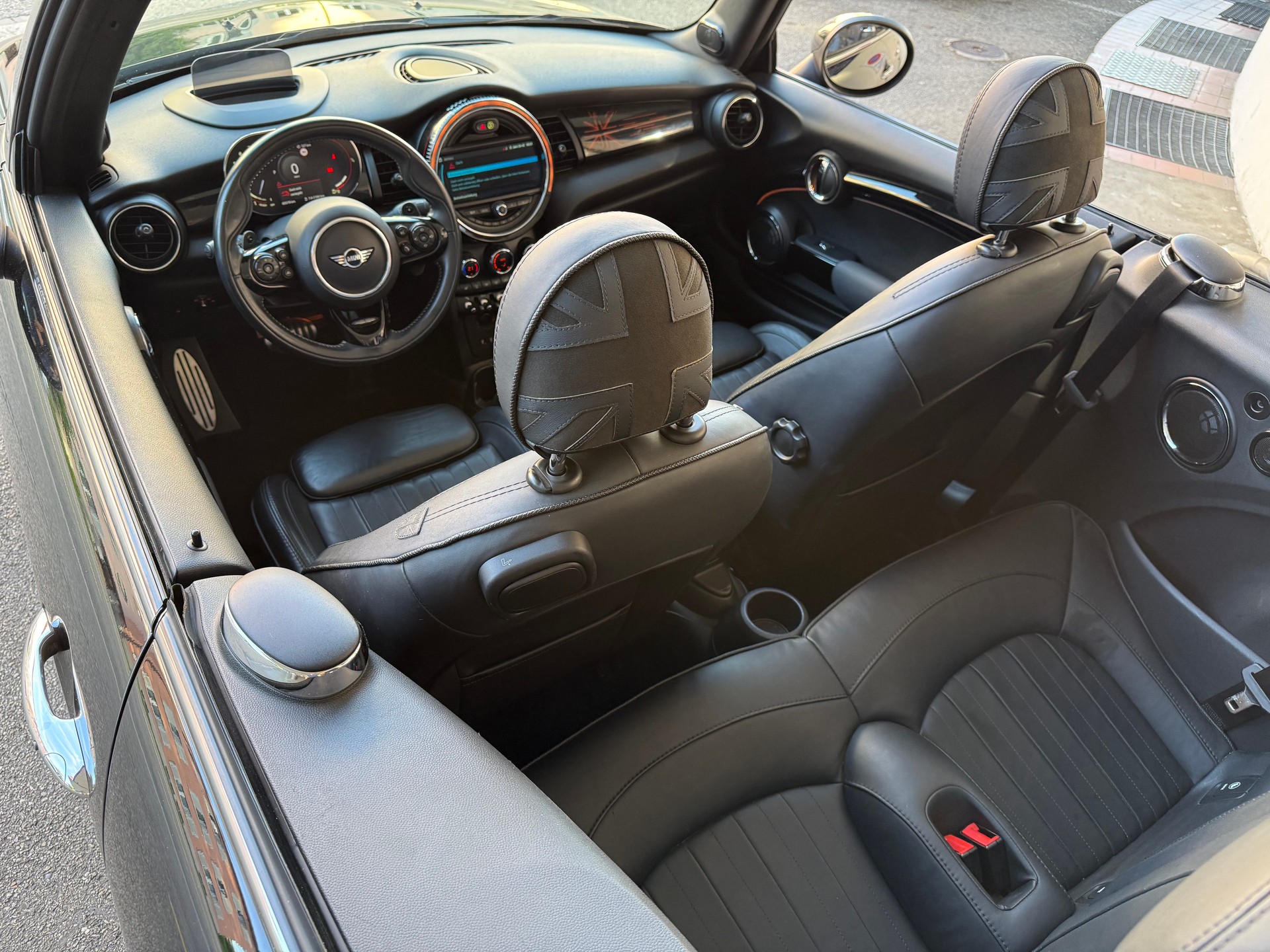MINI Cooper John Cooper Works Cabriolet Steptronic - 21