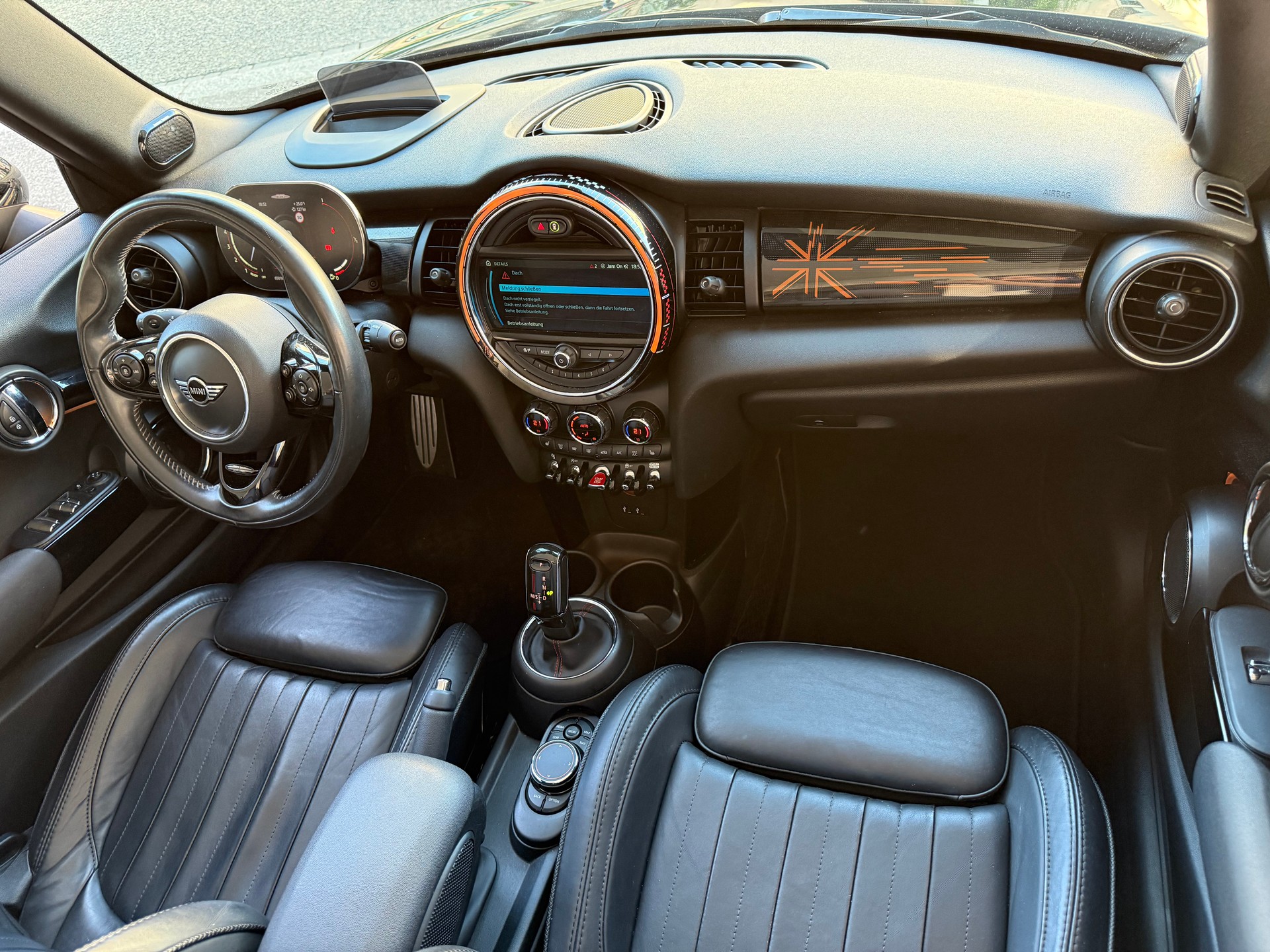 MINI Cooper John Cooper Works Cabriolet Steptronic - 18