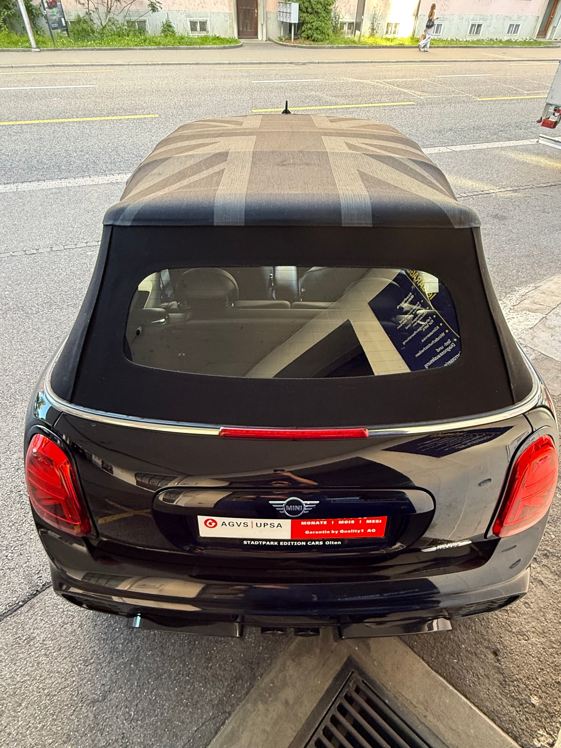 MINI Cooper John Cooper Works Cabriolet Steptronic - 14