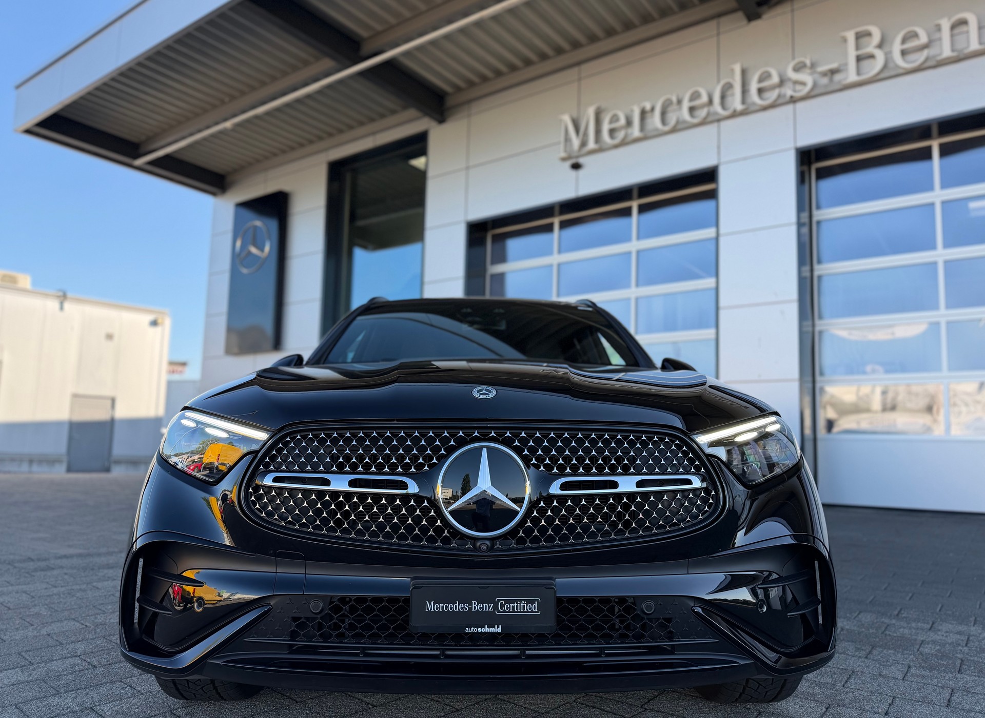 MERCEDES-BENZ GLC 300 AMG Line 4Matic 9G-Tronic - 3