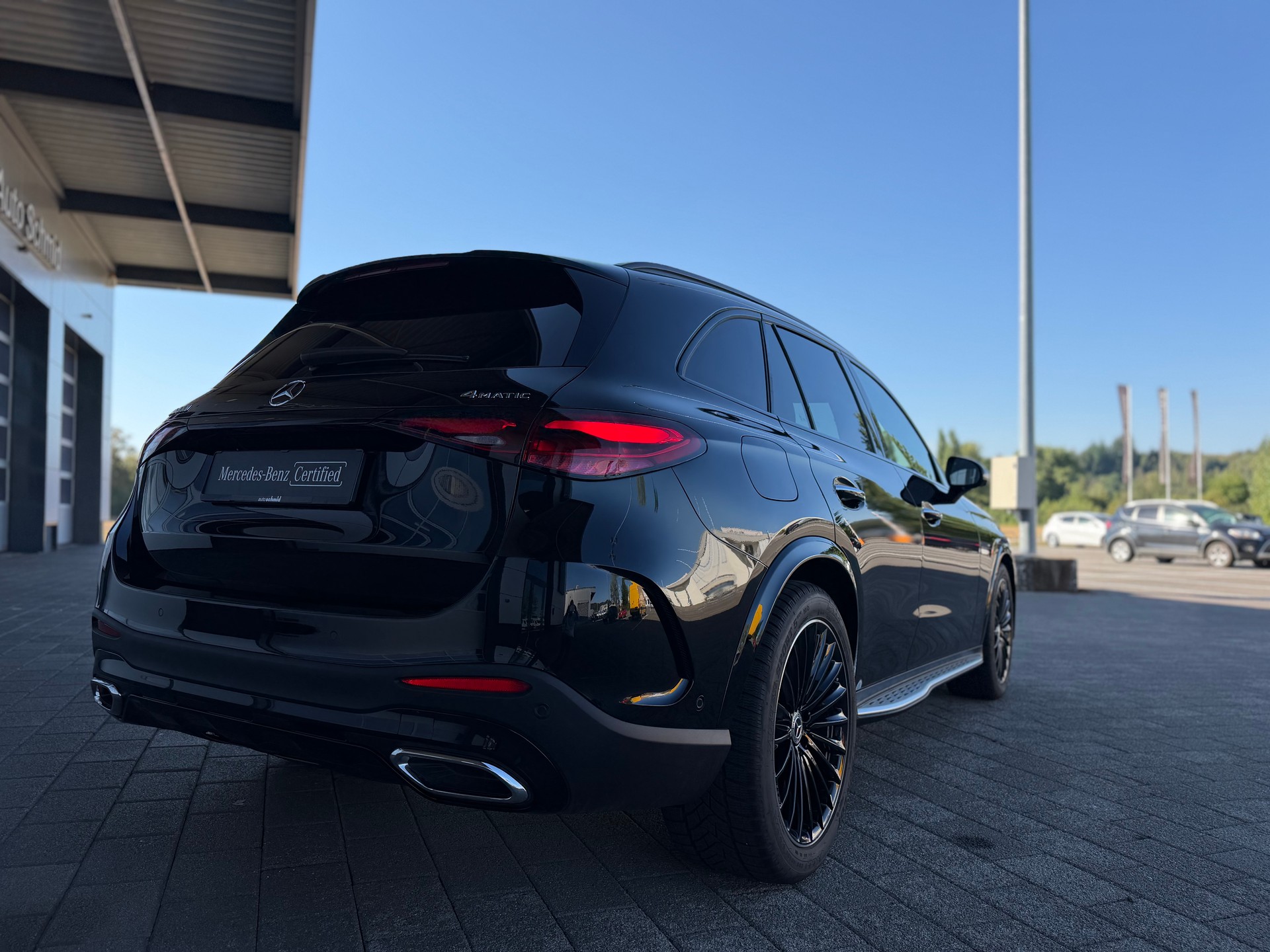 MERCEDES-BENZ GLC 300 AMG Line 4Matic 9G-Tronic - 2