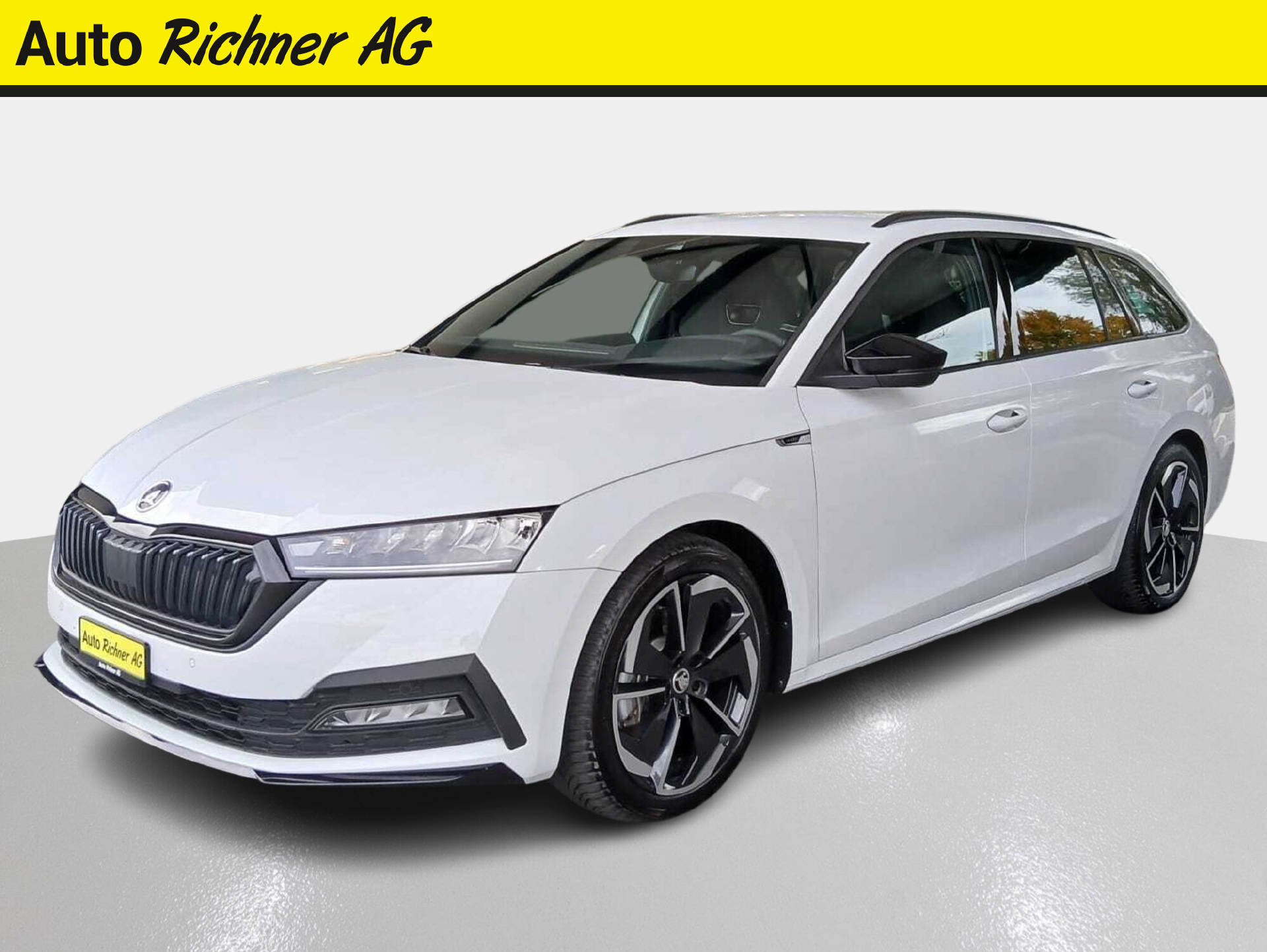 SKODA Octavia Combi 2.0 TSI SportLine 4×4 DSG-1