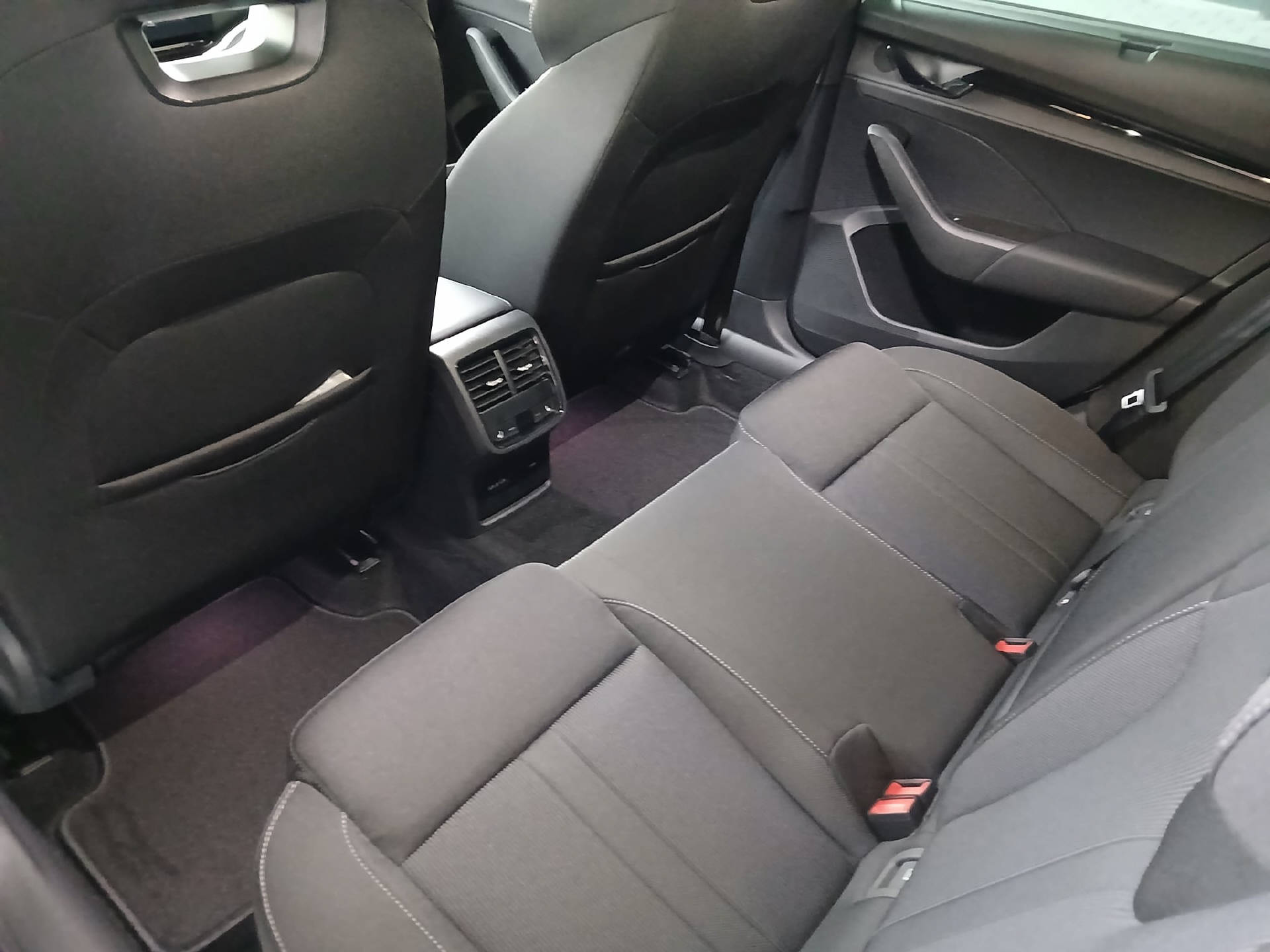 SKODA Octavia Combi 2.0 TSI SportLine 4×4 DSG-7