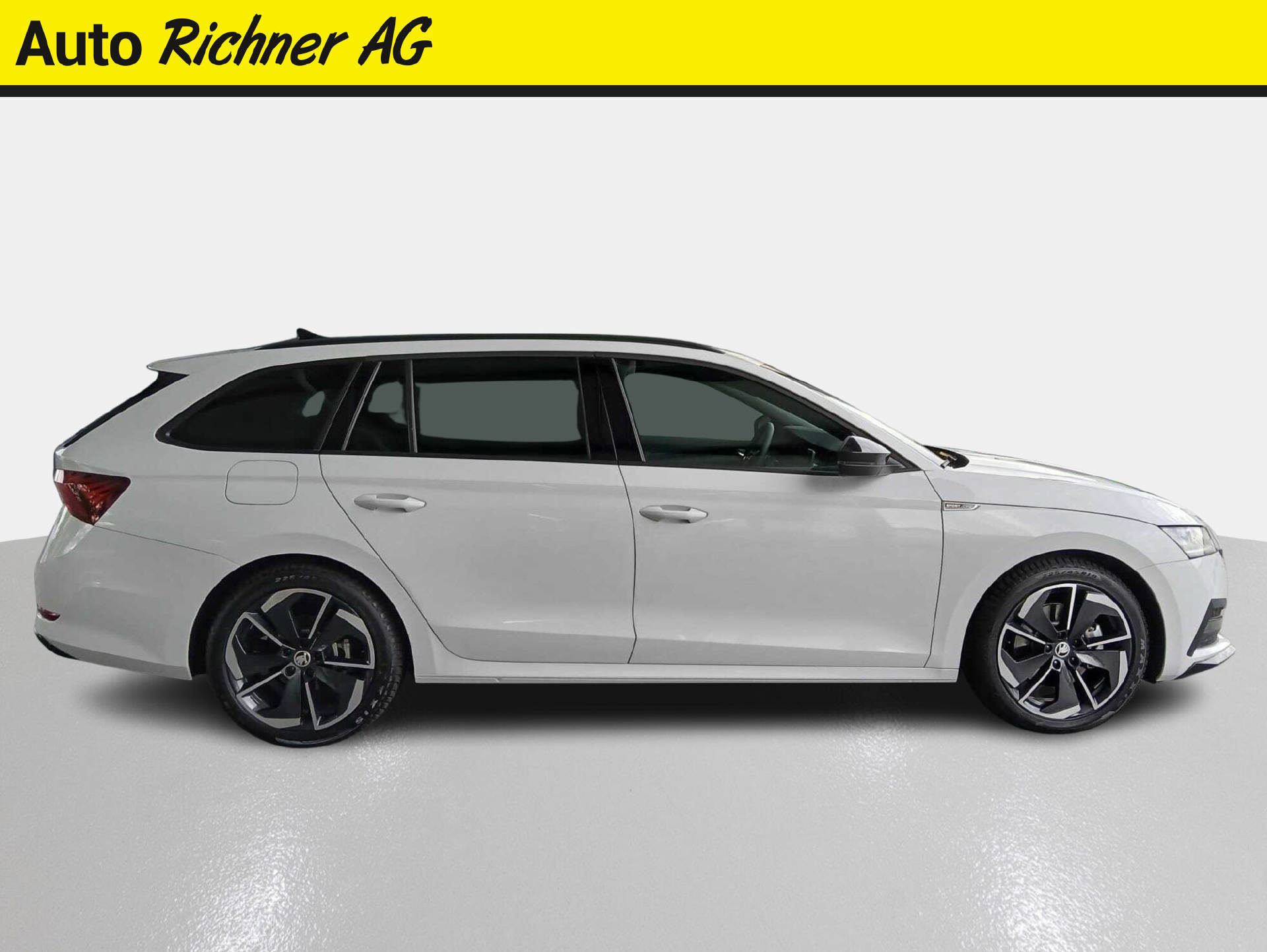SKODA Octavia Combi 2.0 TSI SportLine 4×4 DSG-2