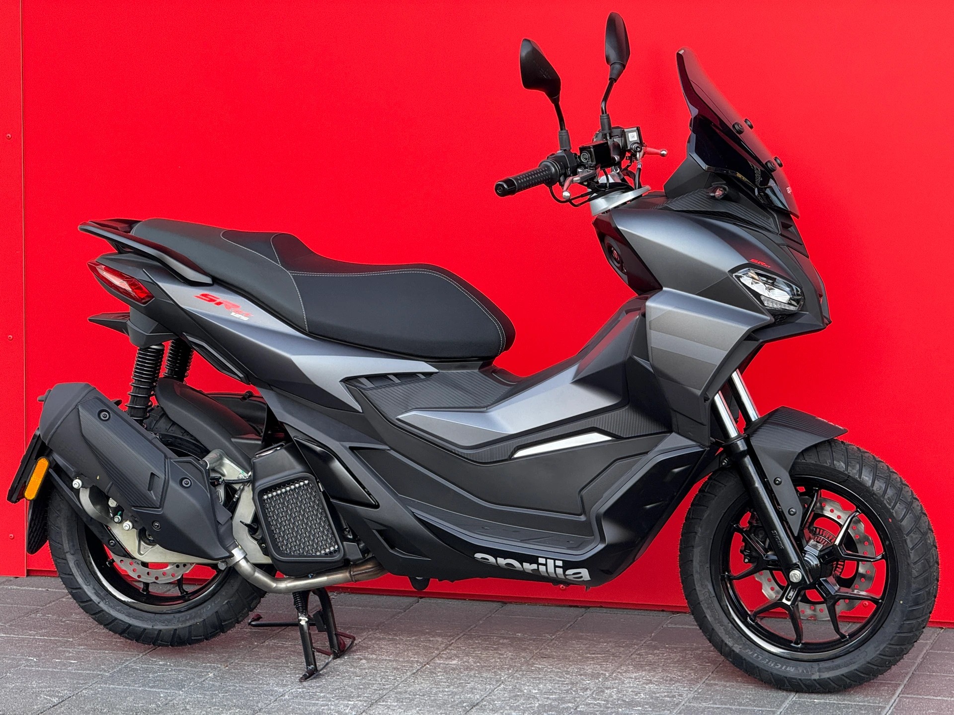APRILIA SR 200 GT ABS E5+ - 11