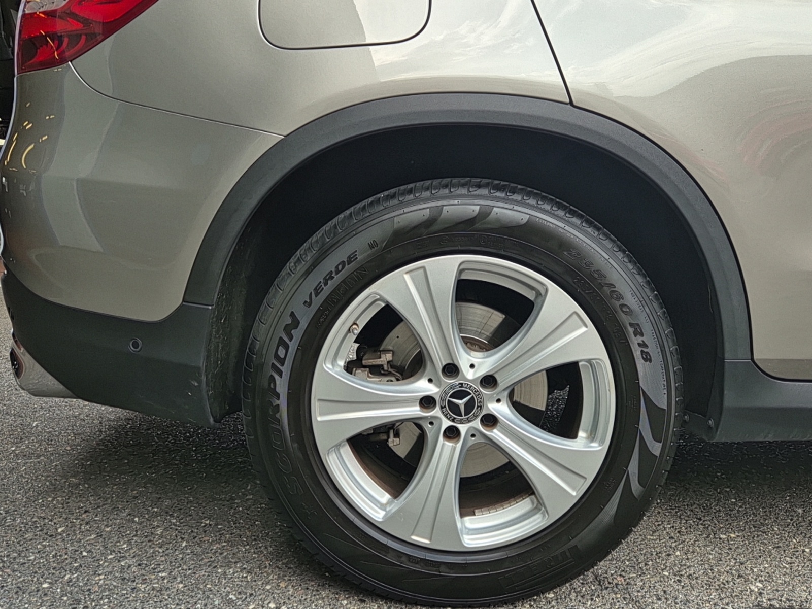 MERCEDES-BENZ GLC 250 d 4Matic - 24