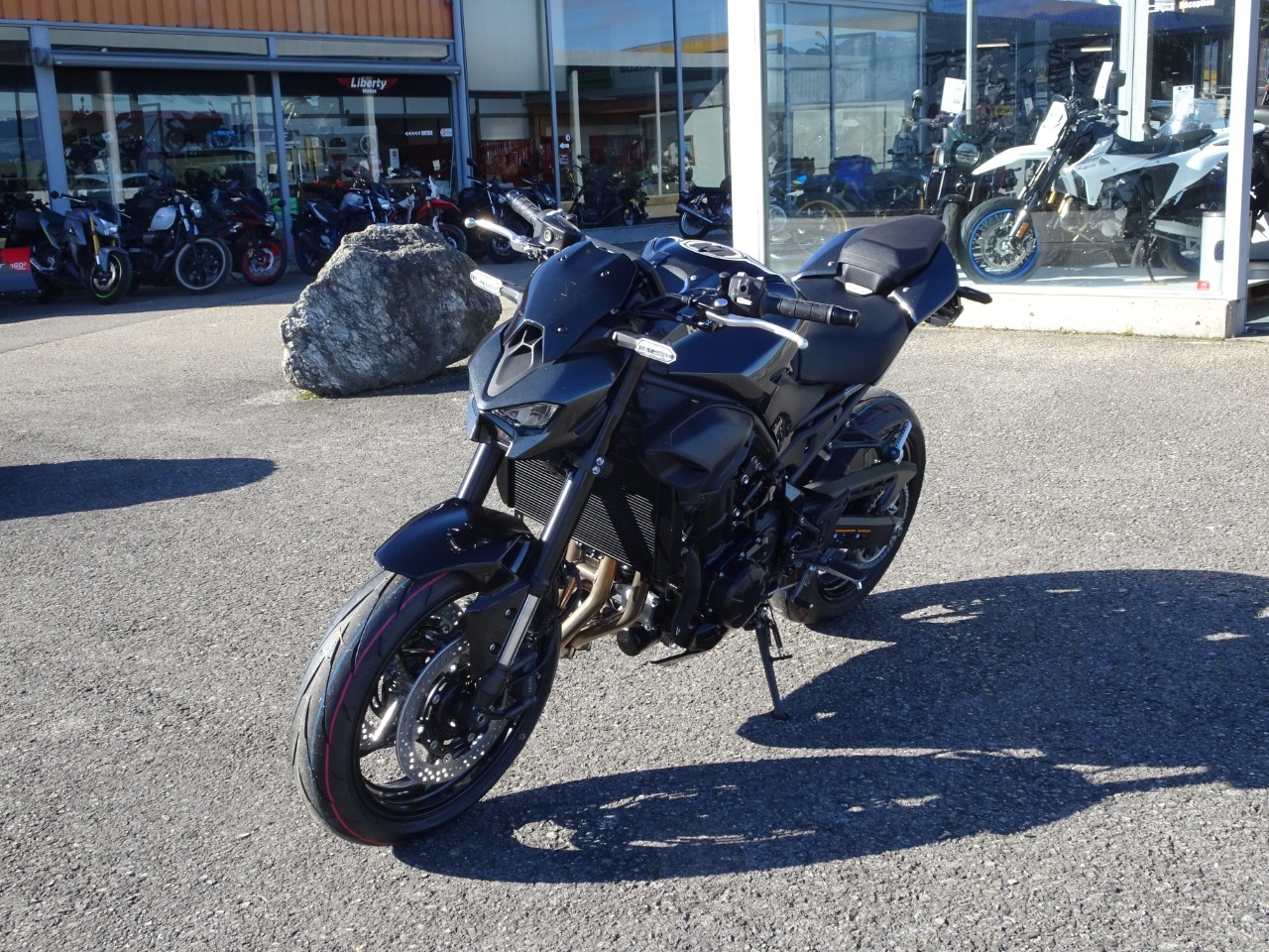 KAWASAKI Z 900 (35kW) - 4