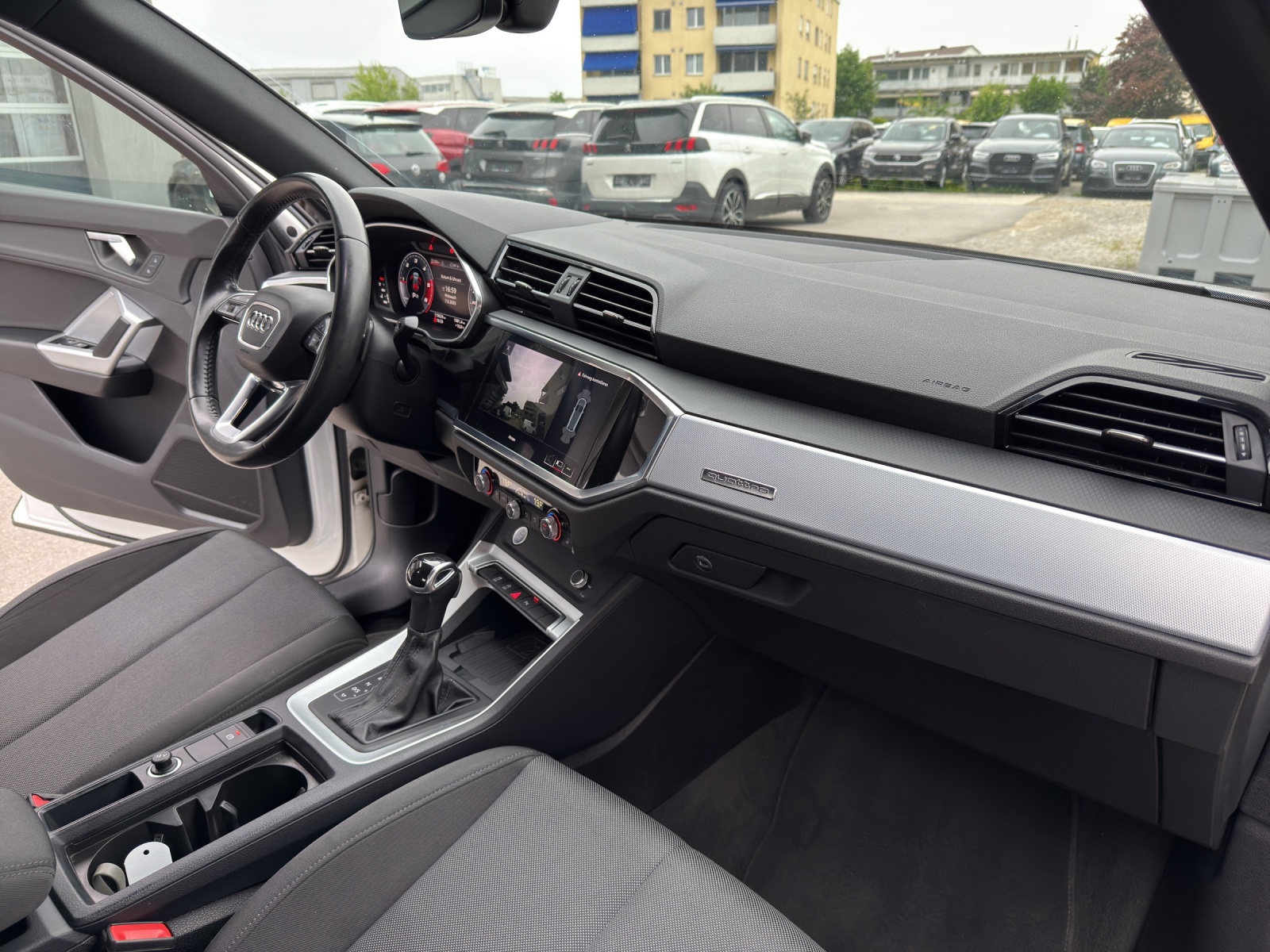 AUDI Q3 40 TDI quattro S-tronic - 23