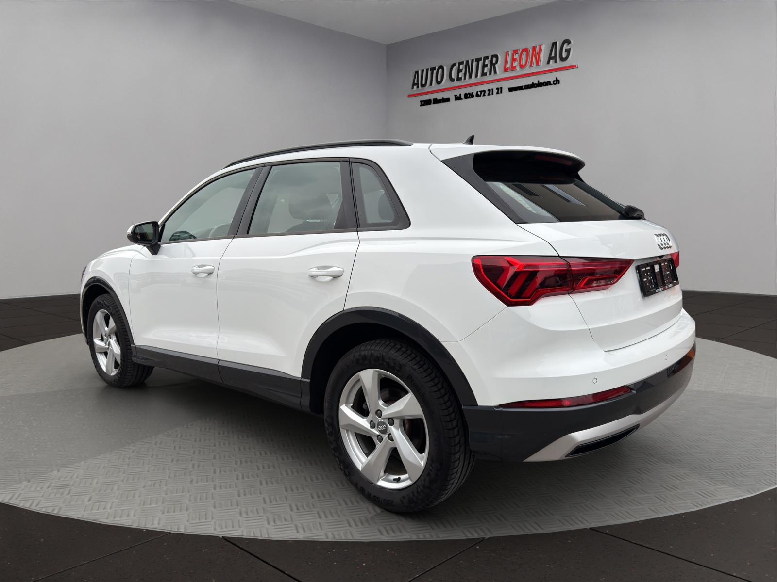 AUDI Q3 40 TDI quattro S-tronic - 4
