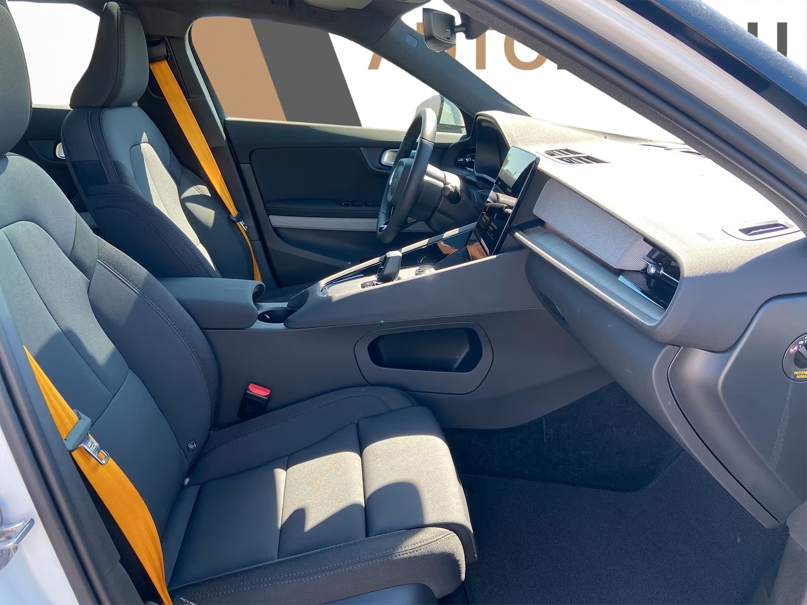 POLESTAR 2 Long Range Dual Motor Performance - 4