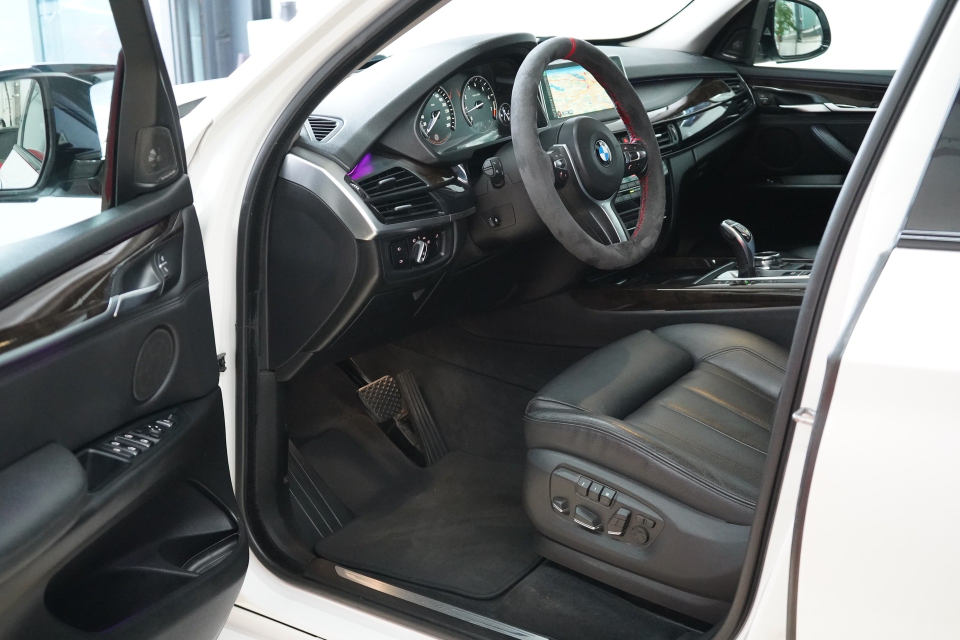 BMW X5 xDrive 50i Steptronic - 16