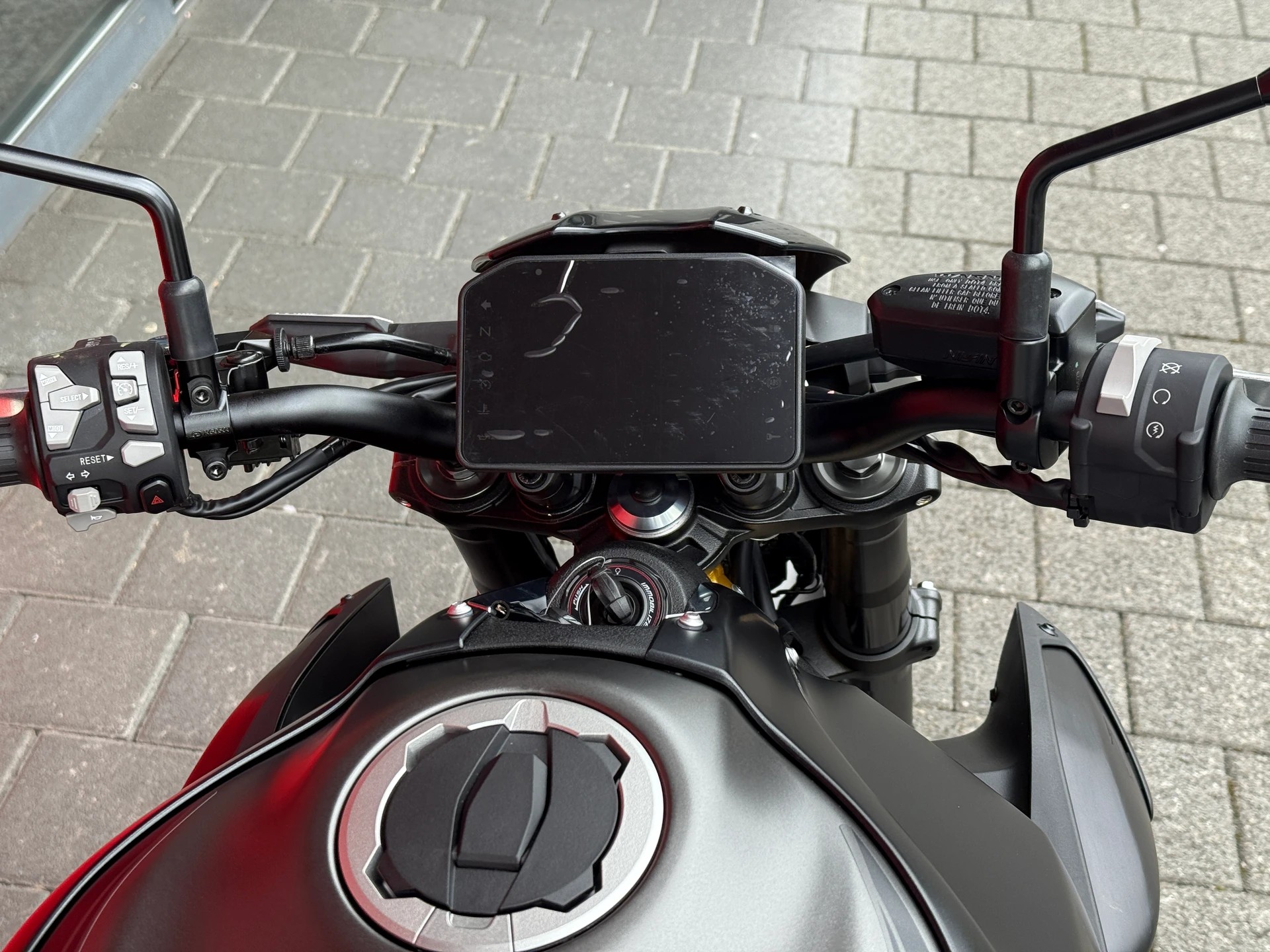 KAWASAKI Z 900 (70kW) - 9
