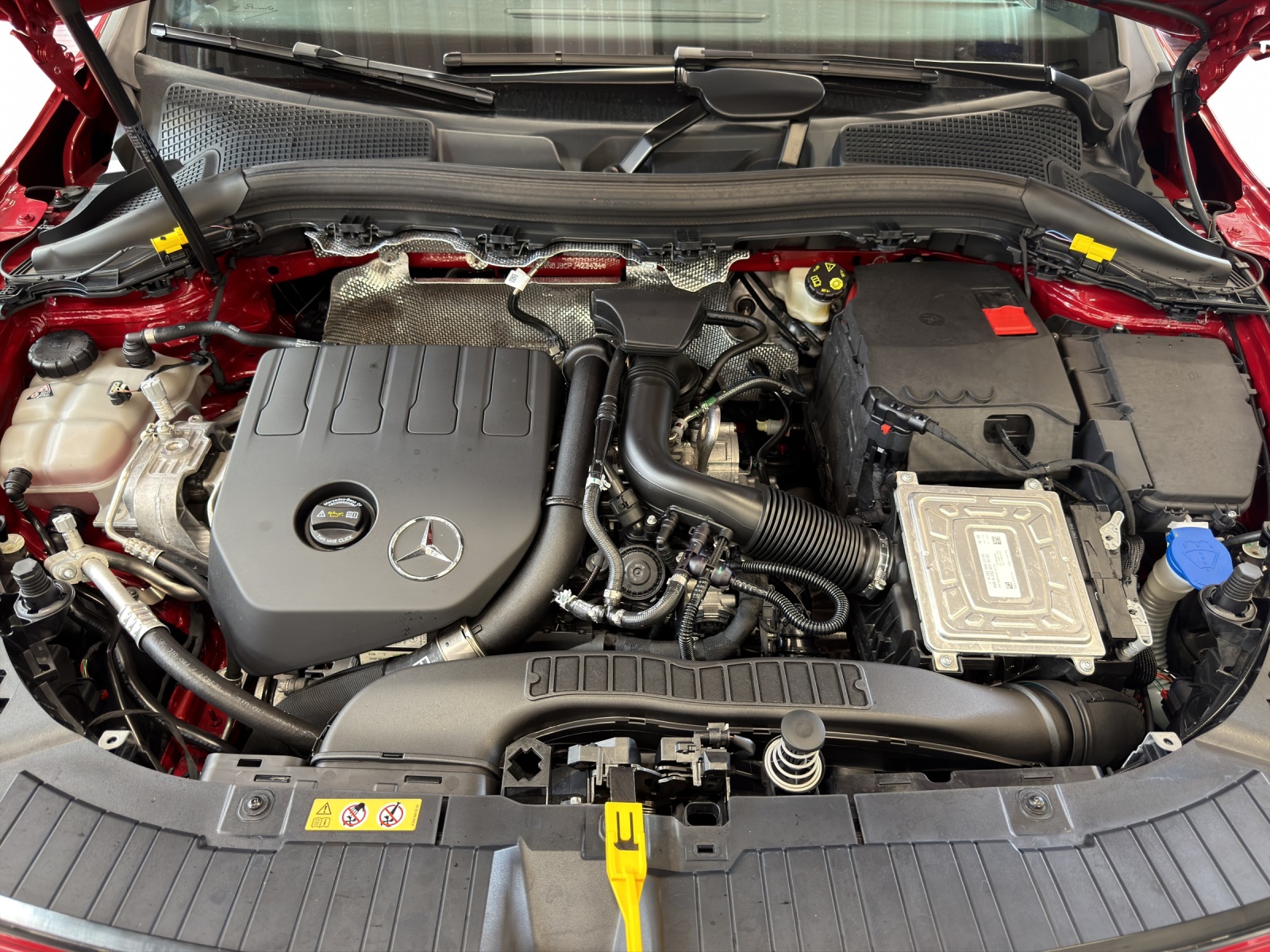 MERCEDES-BENZ GLA 200 4MATIC - 21