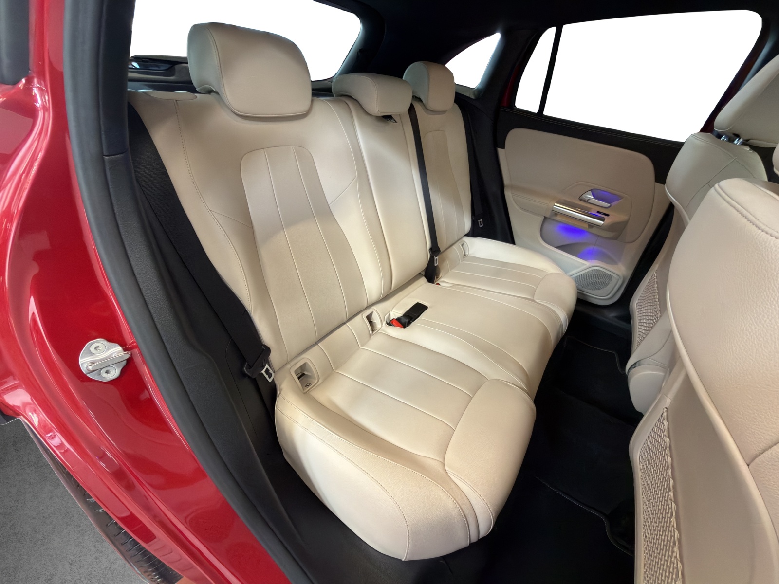 MERCEDES-BENZ GLA 200 4MATIC - 19