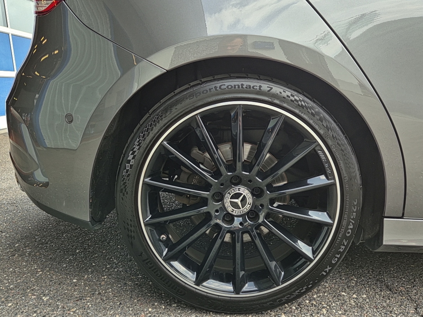 MERCEDES-BENZ A 250 AMG Line 4Matic - 24
