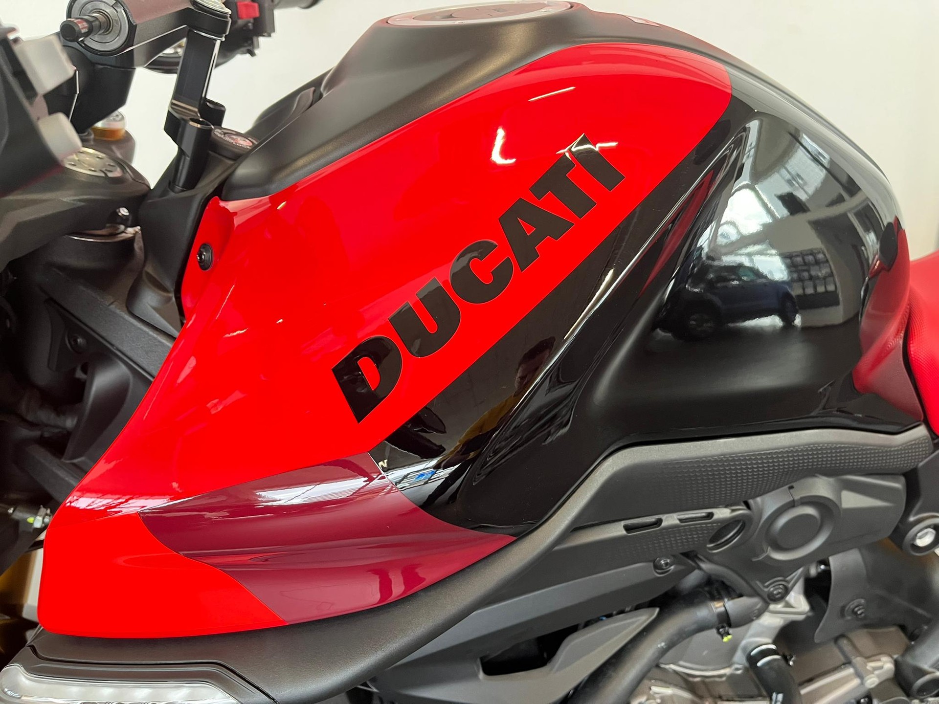 DUCATI Monster 937 SP ABS - 6