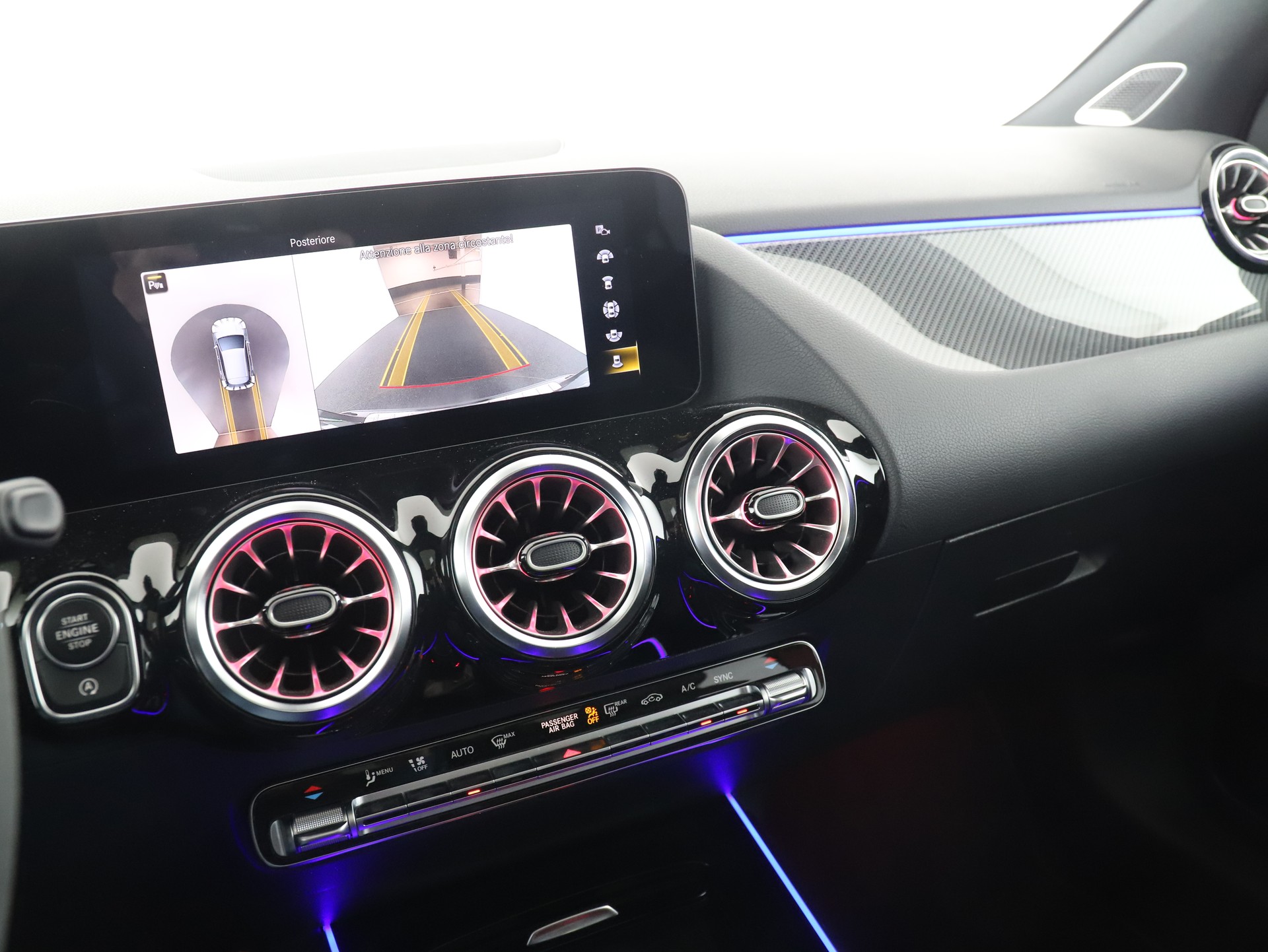 MERCEDES-BENZ GLA 45 S AMG 4Matic+ - 16