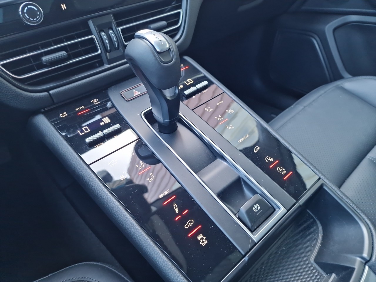 porsche Gallery 17