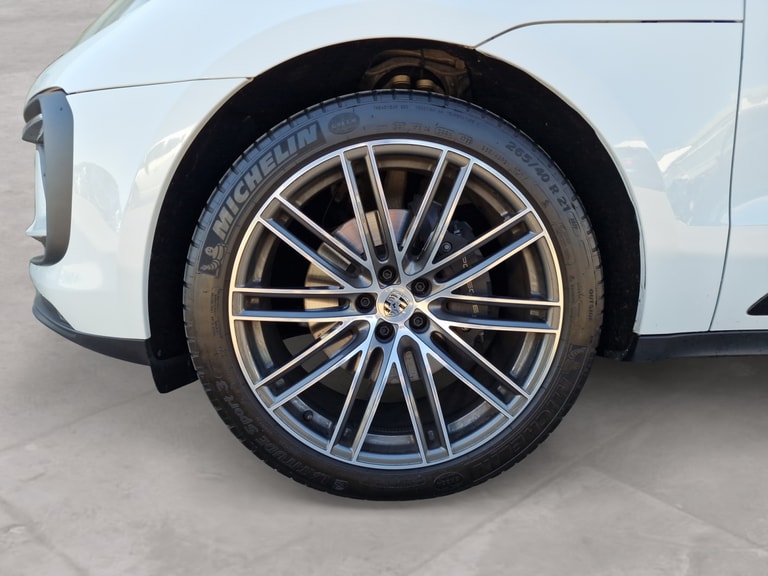 porsche Gallery 8