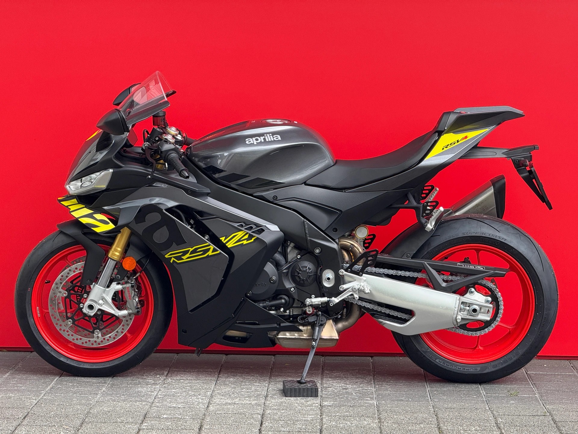 APRILIA RSV4 1100 E5+ - 11
