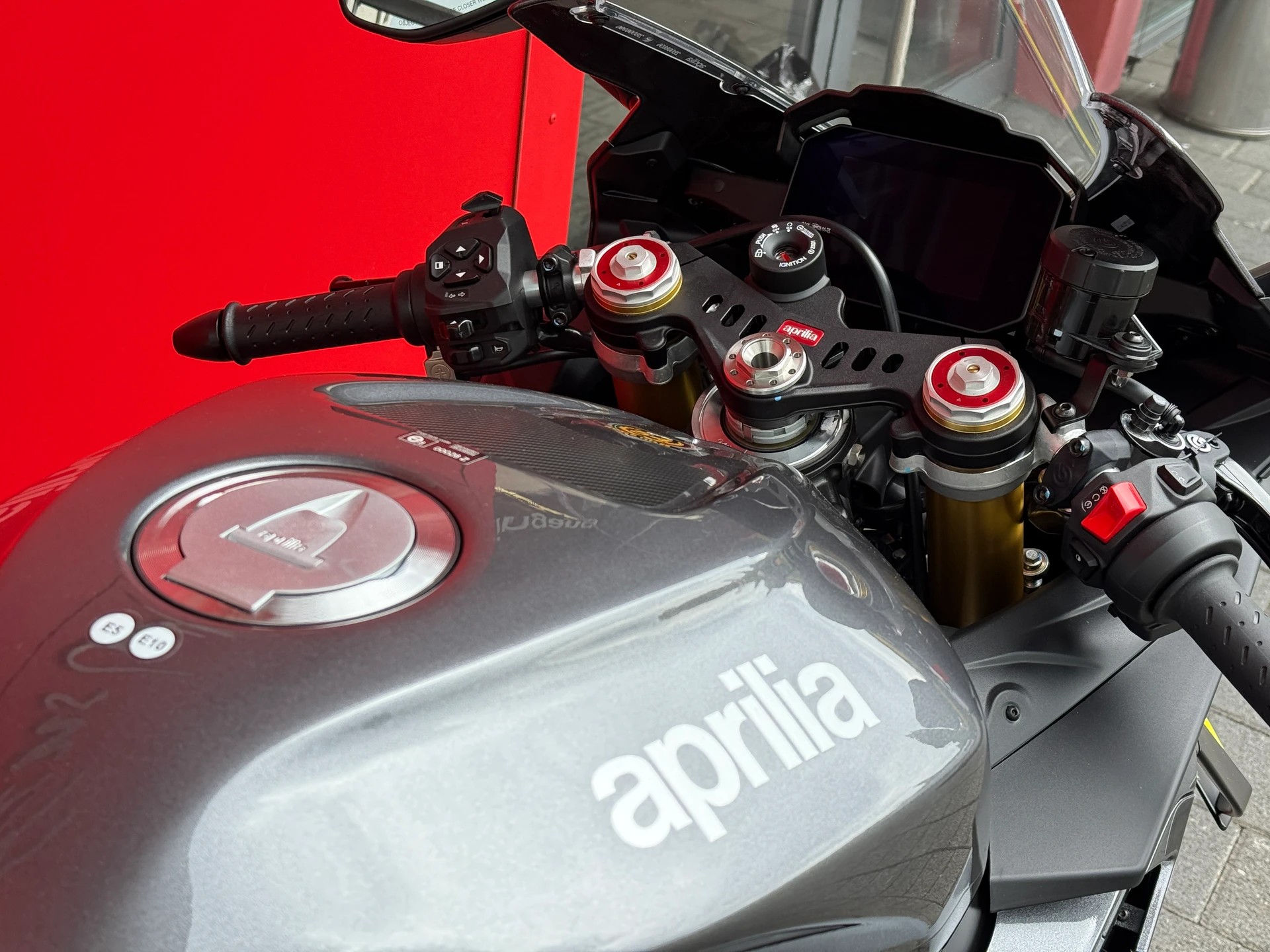 APRILIA RSV4 1100 E5+ - 12