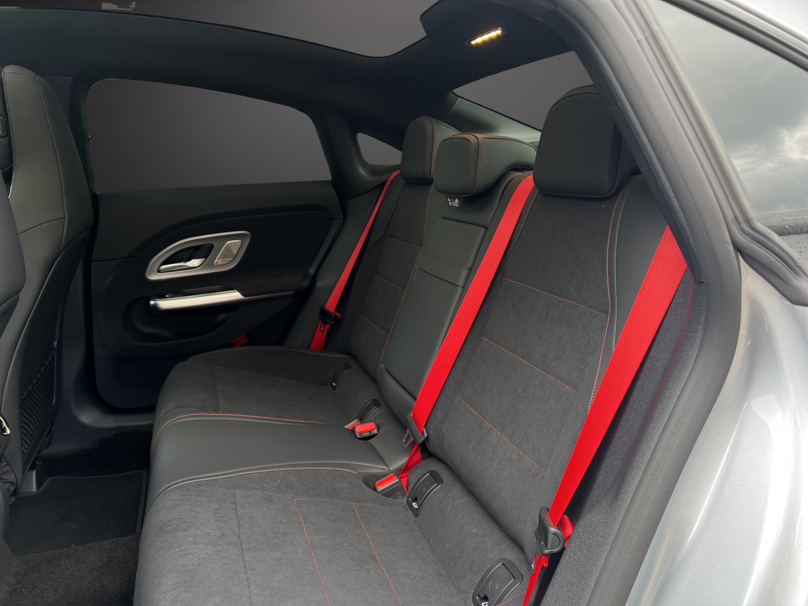 MERCEDES-BENZ CLA 220 4Matic 8G-DCT - 12
