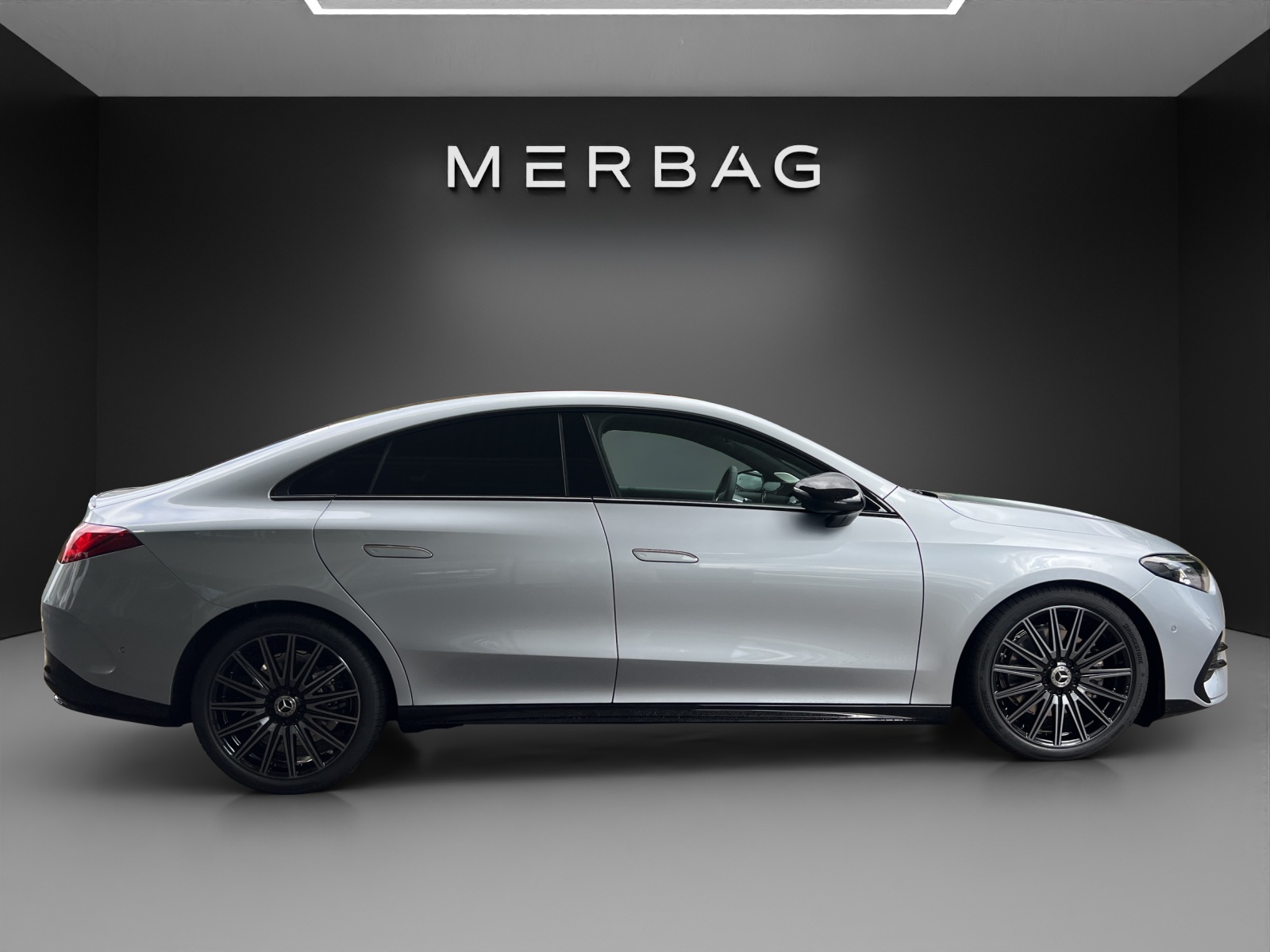 MERCEDES-BENZ CLA 220 4Matic 8G-DCT - 2