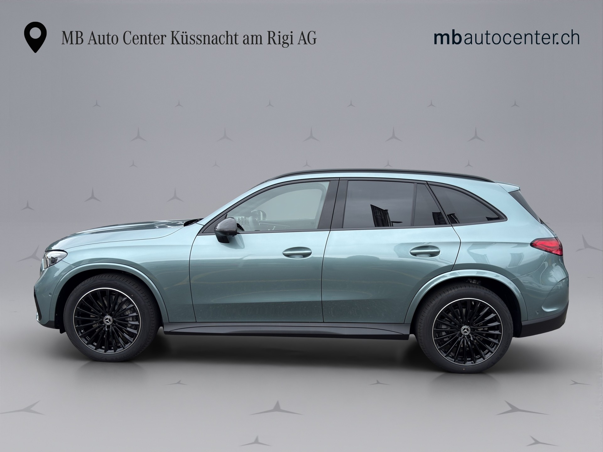 MERCEDES-BENZ GLC 220 d AMG Line 4matic - 3