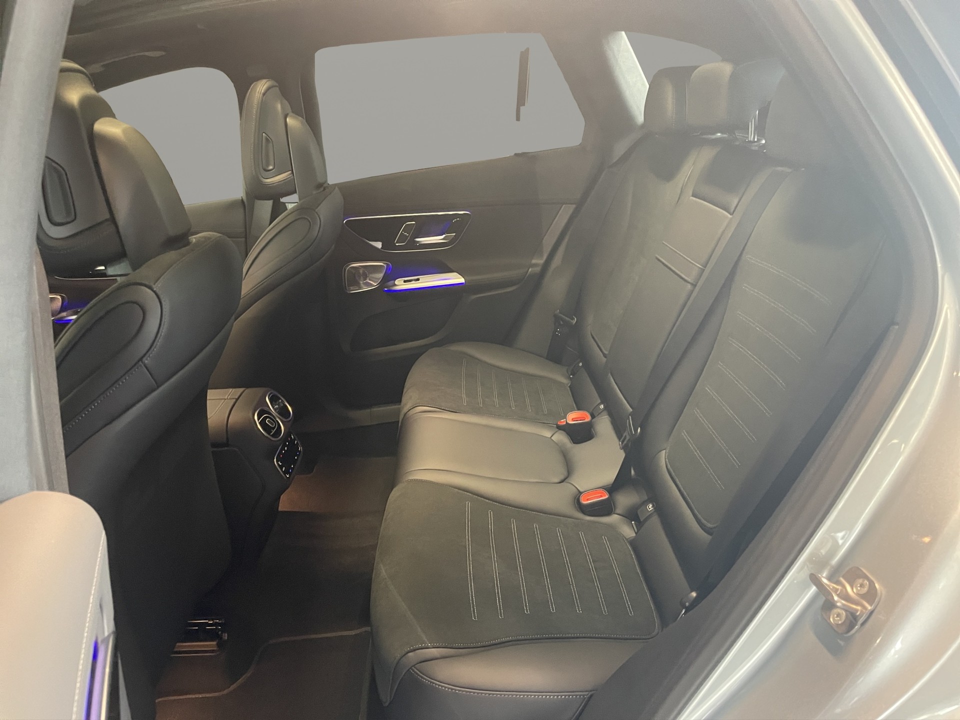 MERCEDES-BENZ GLC 300 4Matic 9G-Tronic - 12